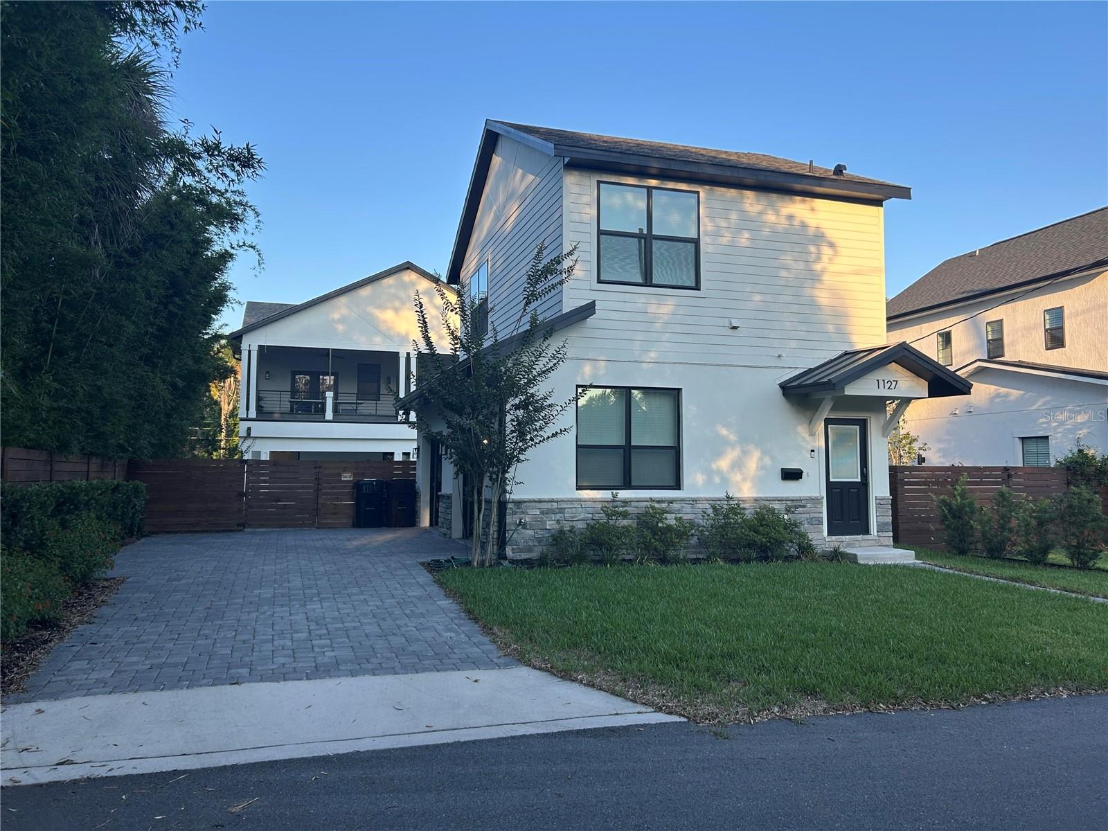 1200 EDWARDS Ln ORLANDO, FL 32804