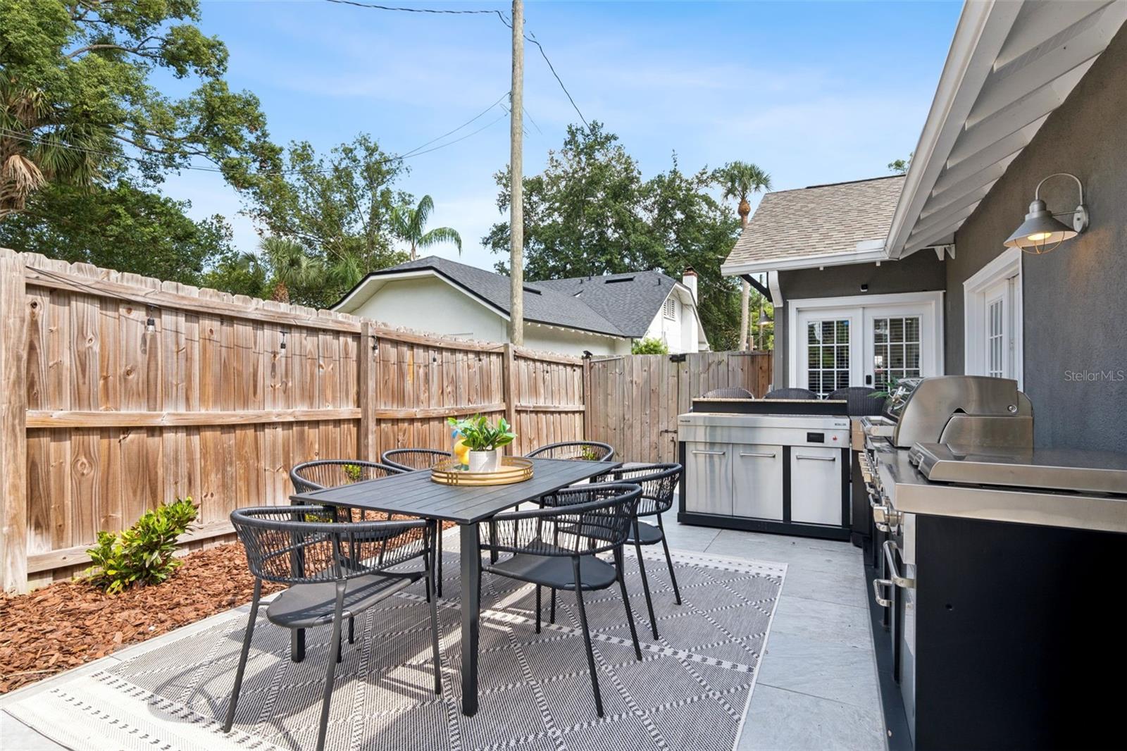 421 E CONCORD St ORLANDO, FL 32803