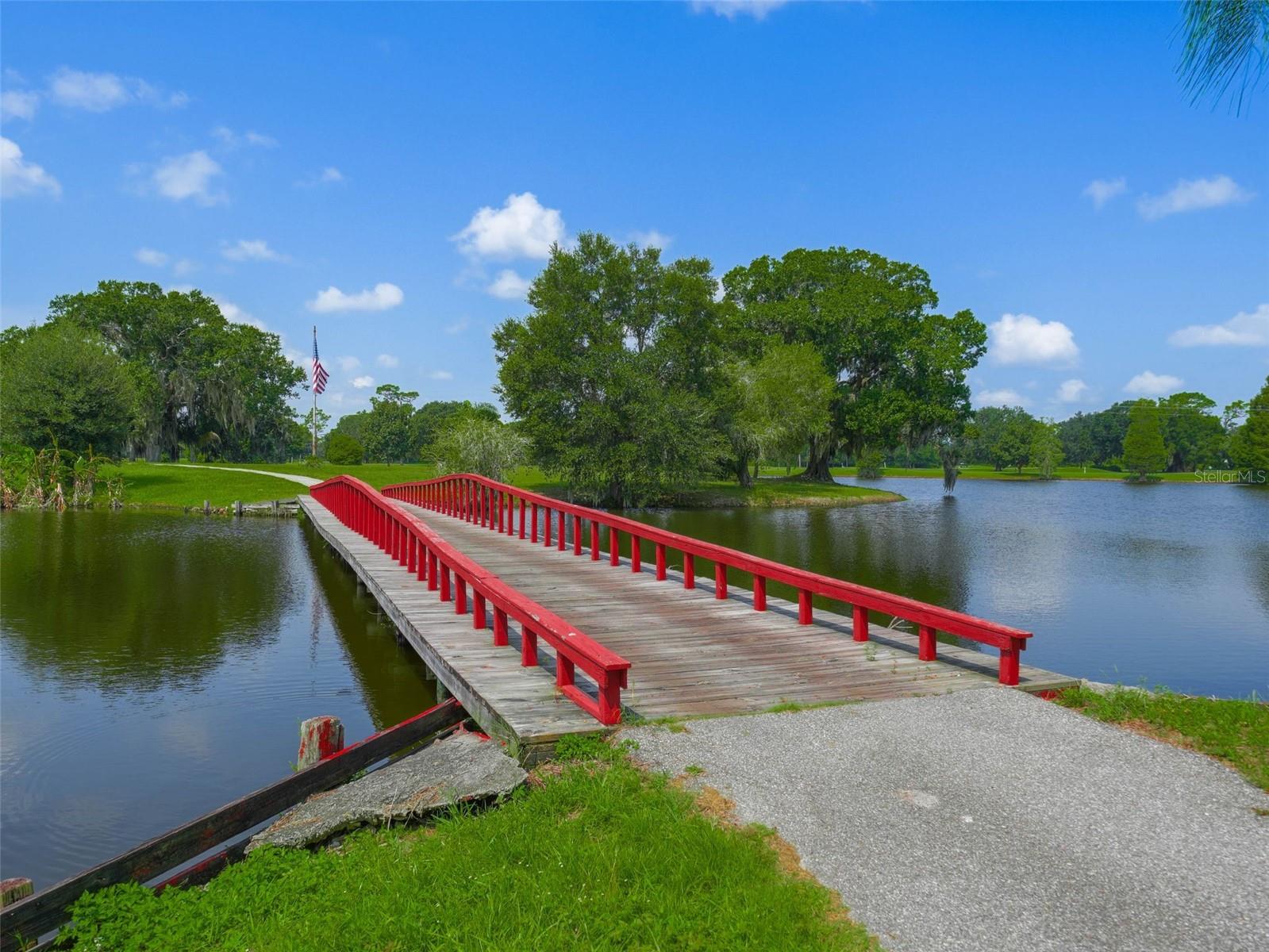 SILVER PALM Dr INDIAN LAKE ESTATES, FL 33855