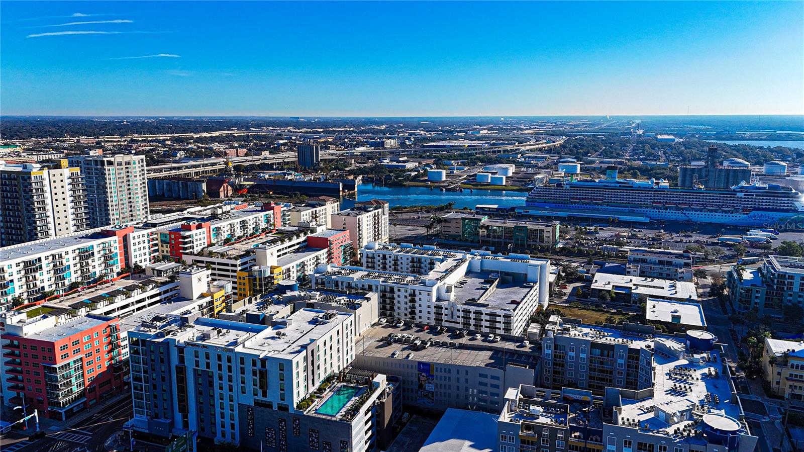 1101 E JACKSON St #2818 TAMPA, FL 33602