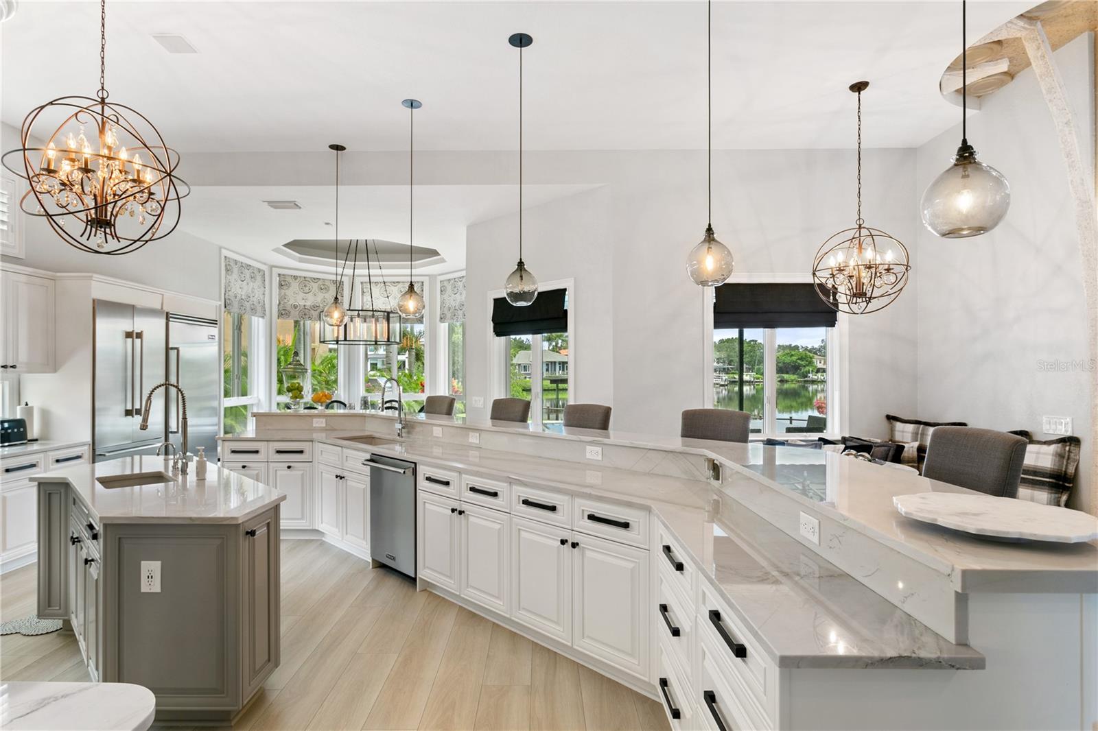 420 COFFEE POT RIVIERA ST PETERSBURG, FL 33704