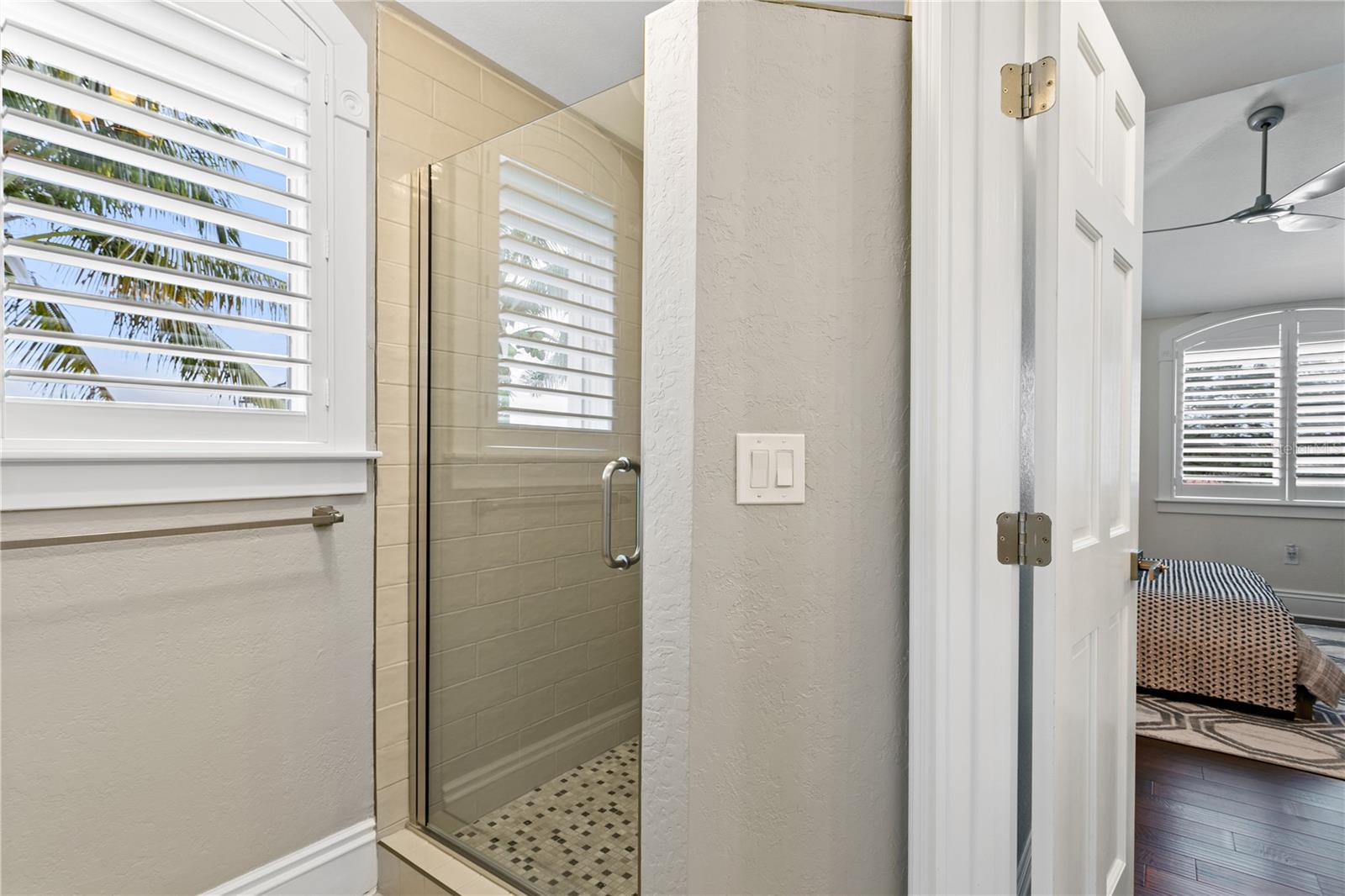 420 COFFEE POT RIVIERA ST PETERSBURG, FL 33704