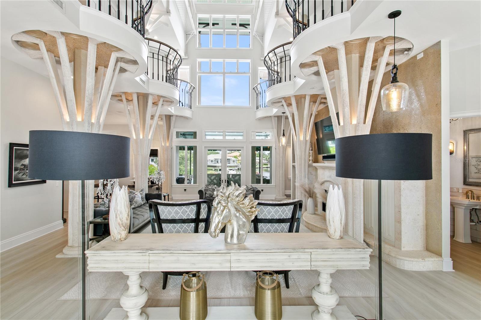 420 COFFEE POT RIVIERA ST PETERSBURG, FL 33704