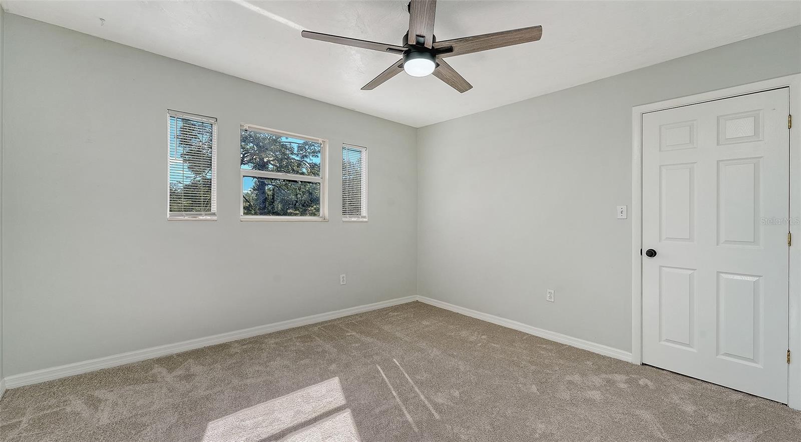 4920 DELMONTE Ave SARASOTA, FL 34235