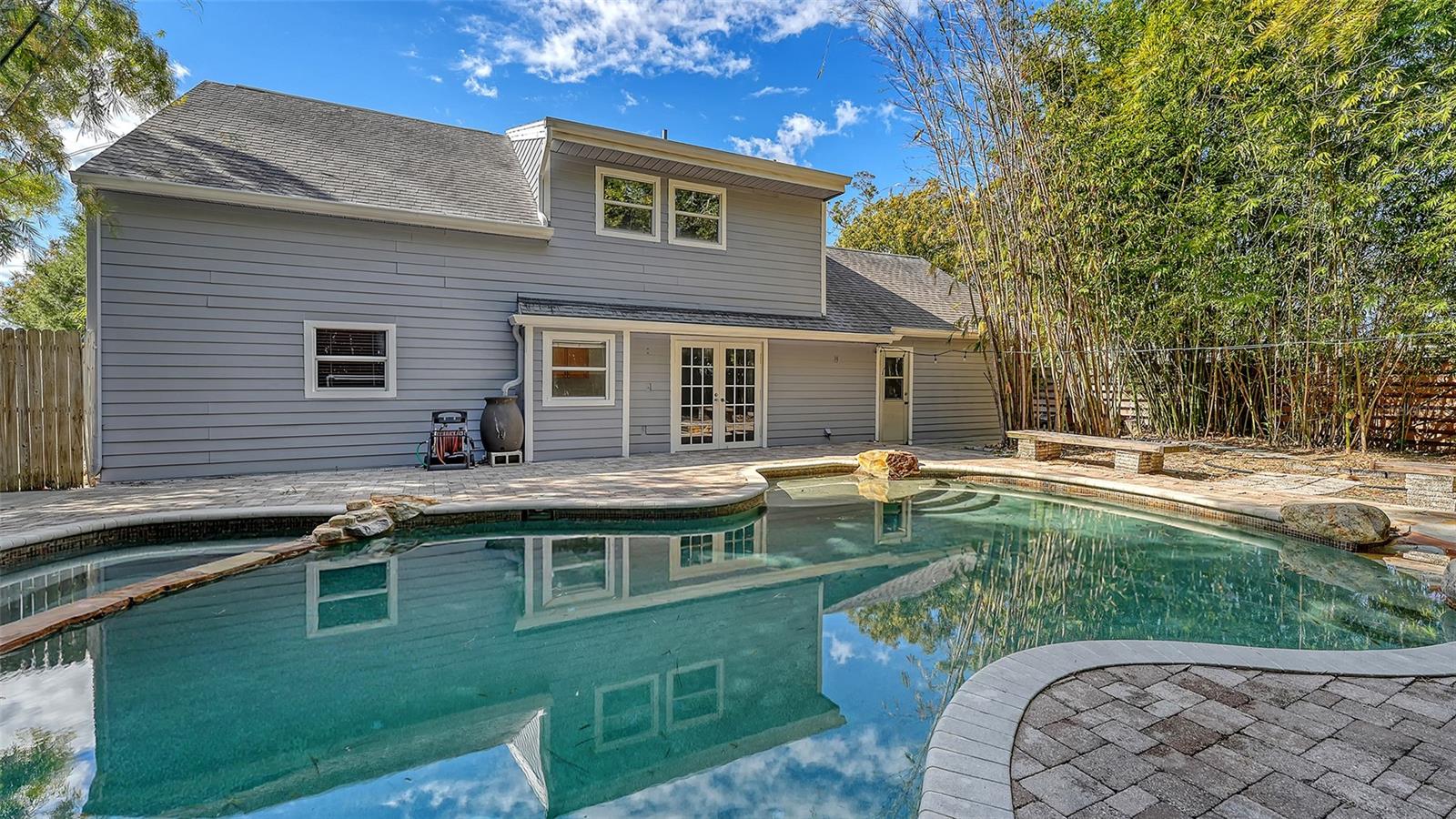 4920 DELMONTE Ave SARASOTA, FL 34235