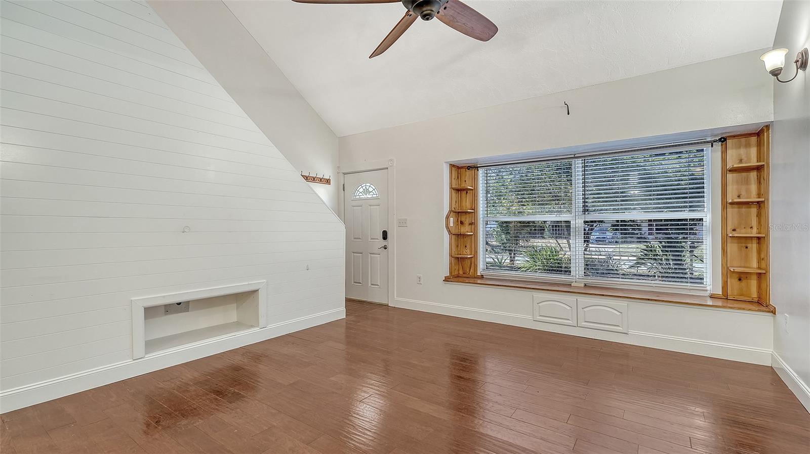 4920 DELMONTE Ave SARASOTA, FL 34235