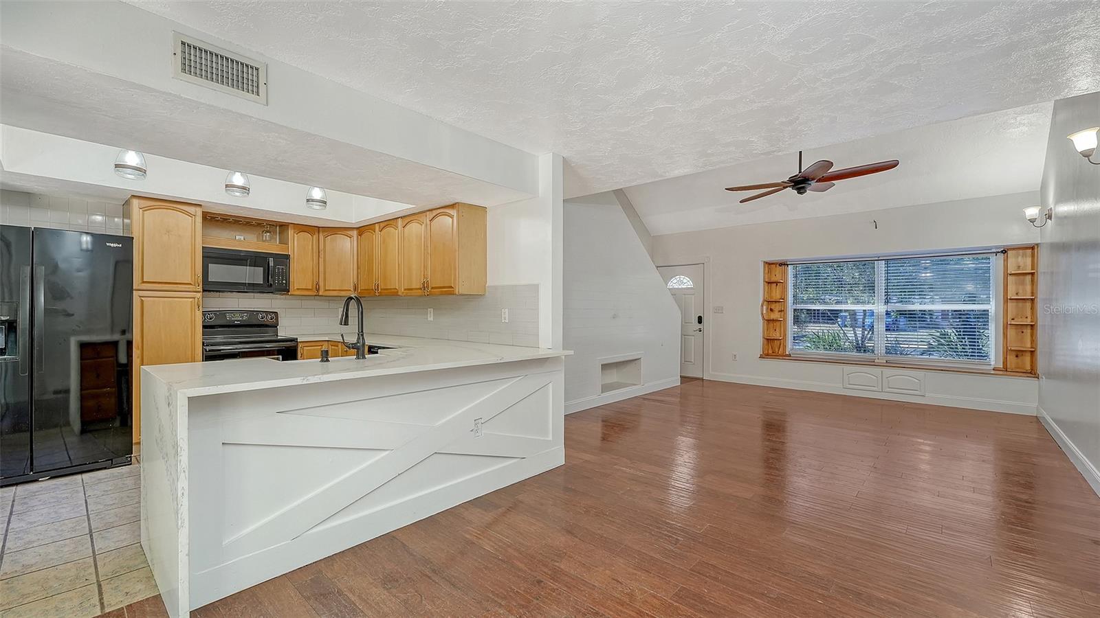 4920 DELMONTE Ave SARASOTA, FL 34235