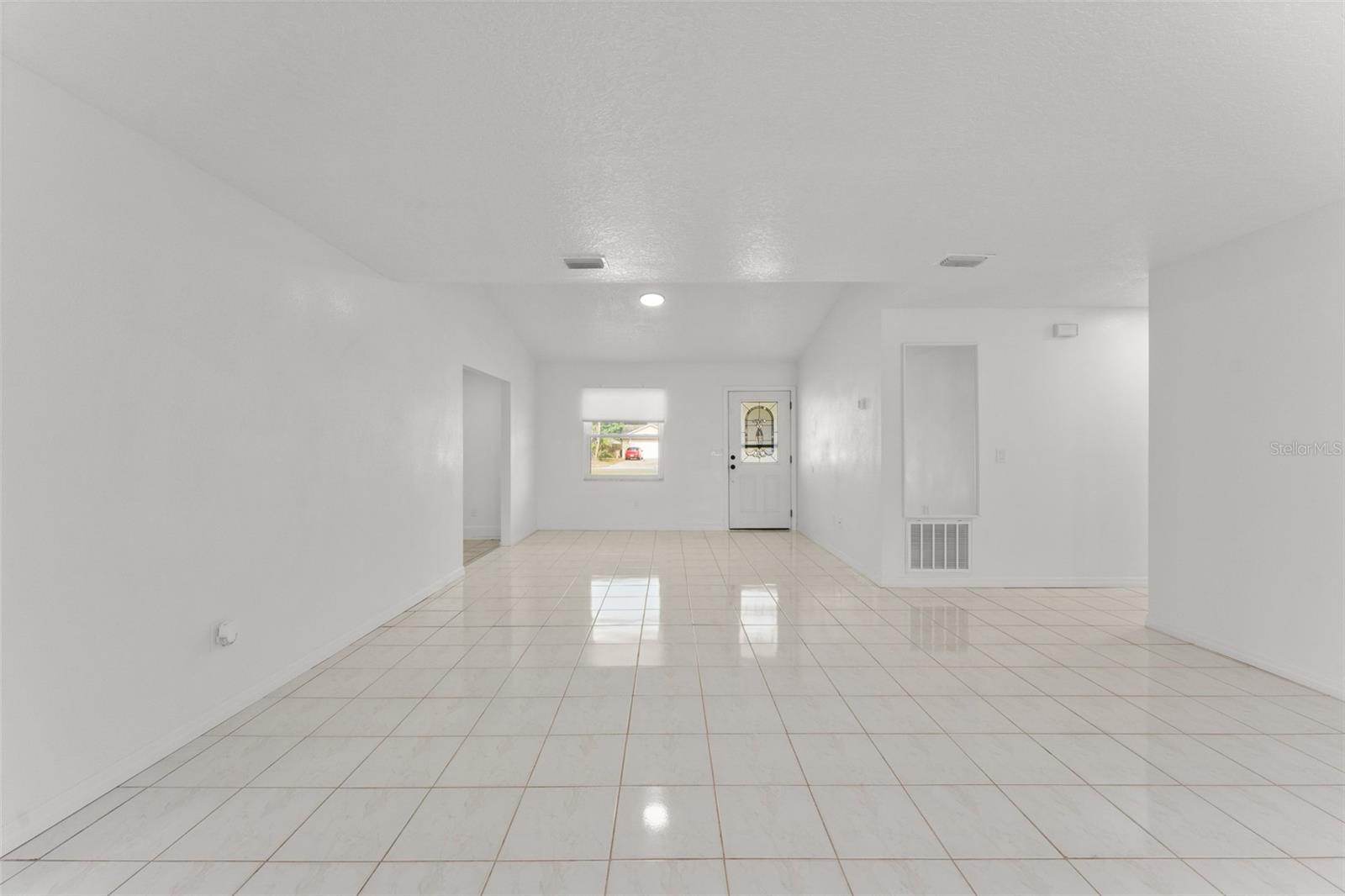 4140 BERGAMONT Ct KISSIMMEE, FL 34746