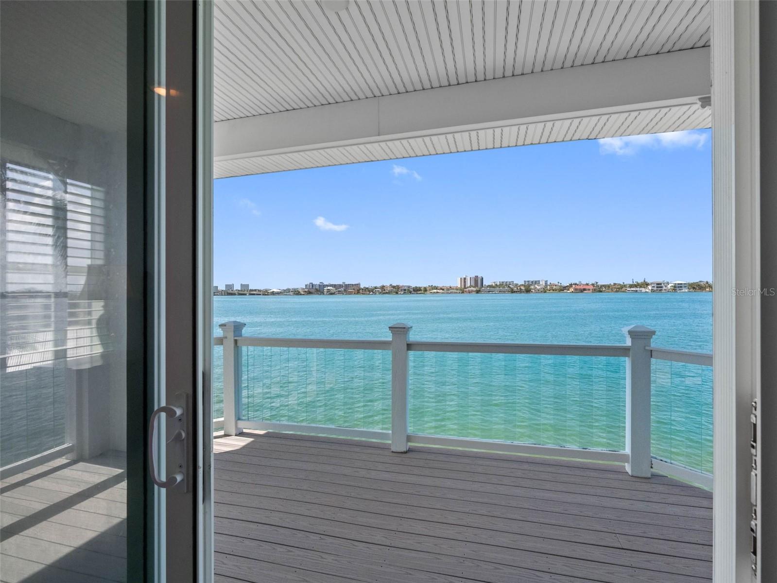 11000 8TH St TREASURE ISLAND, FL 33706