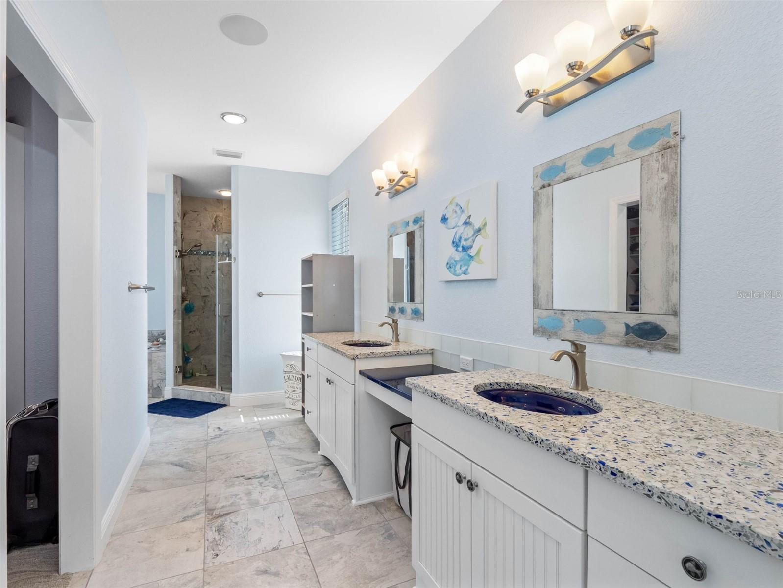 11000 8TH St TREASURE ISLAND, FL 33706