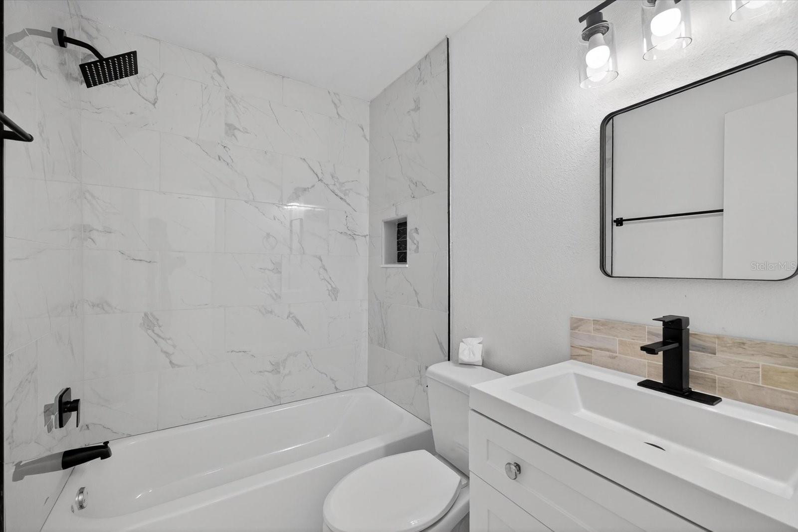 9748 BAYSIDE Ct SPRING HILL, FL 34608