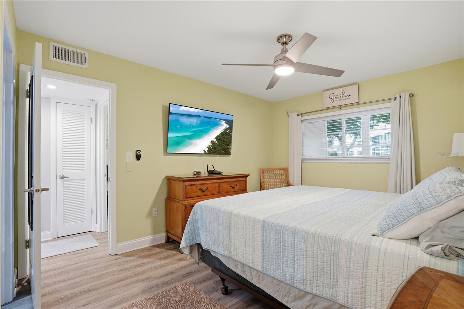 11201 80TH Ave #102 SEMINOLE, FL 33772