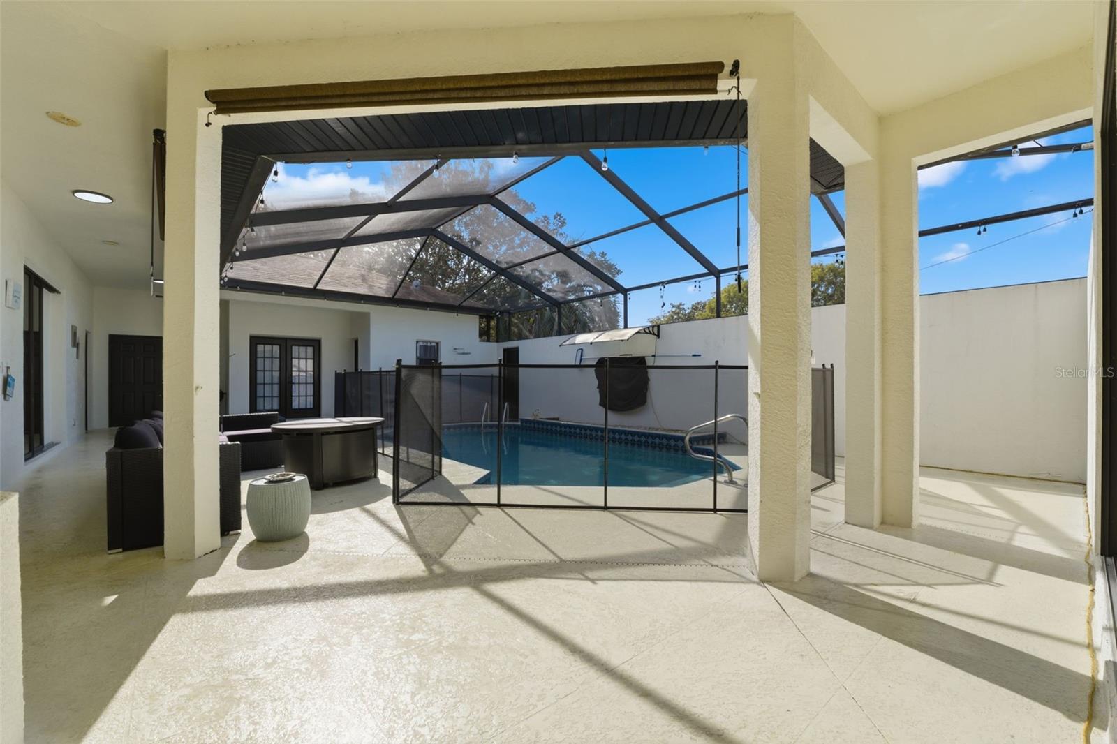 8451 DELTA Ct WEEKI WACHEE, FL 34613