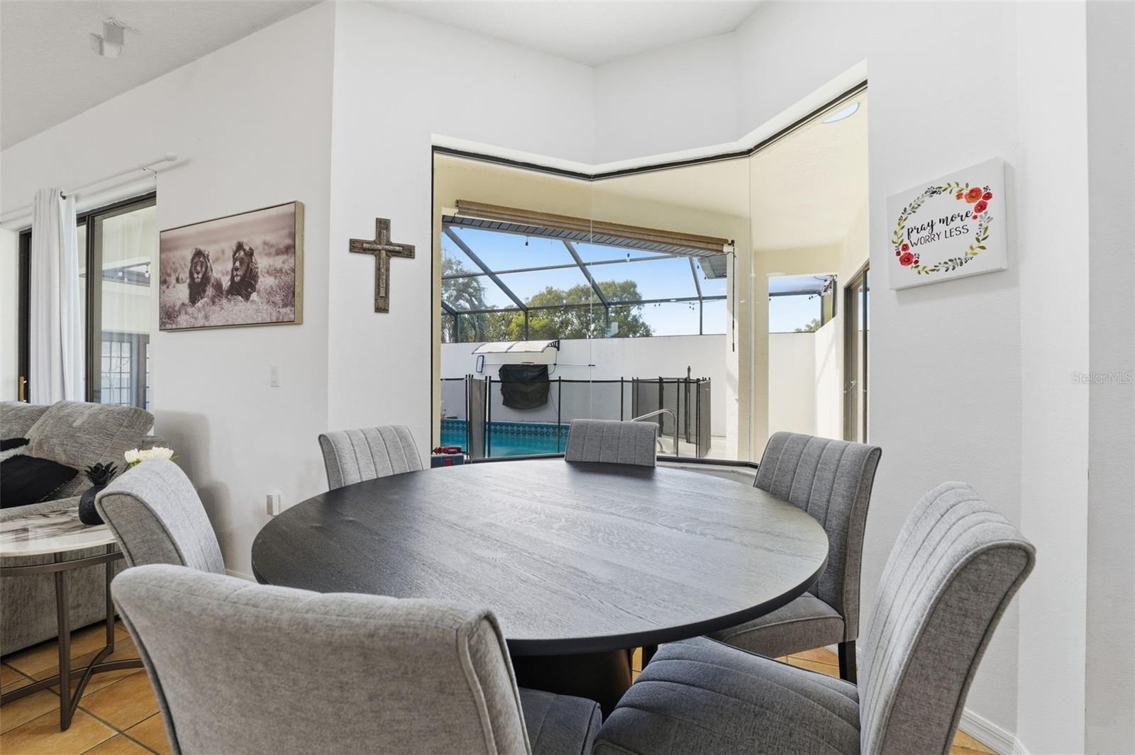 8451 DELTA Ct WEEKI WACHEE, FL 34613