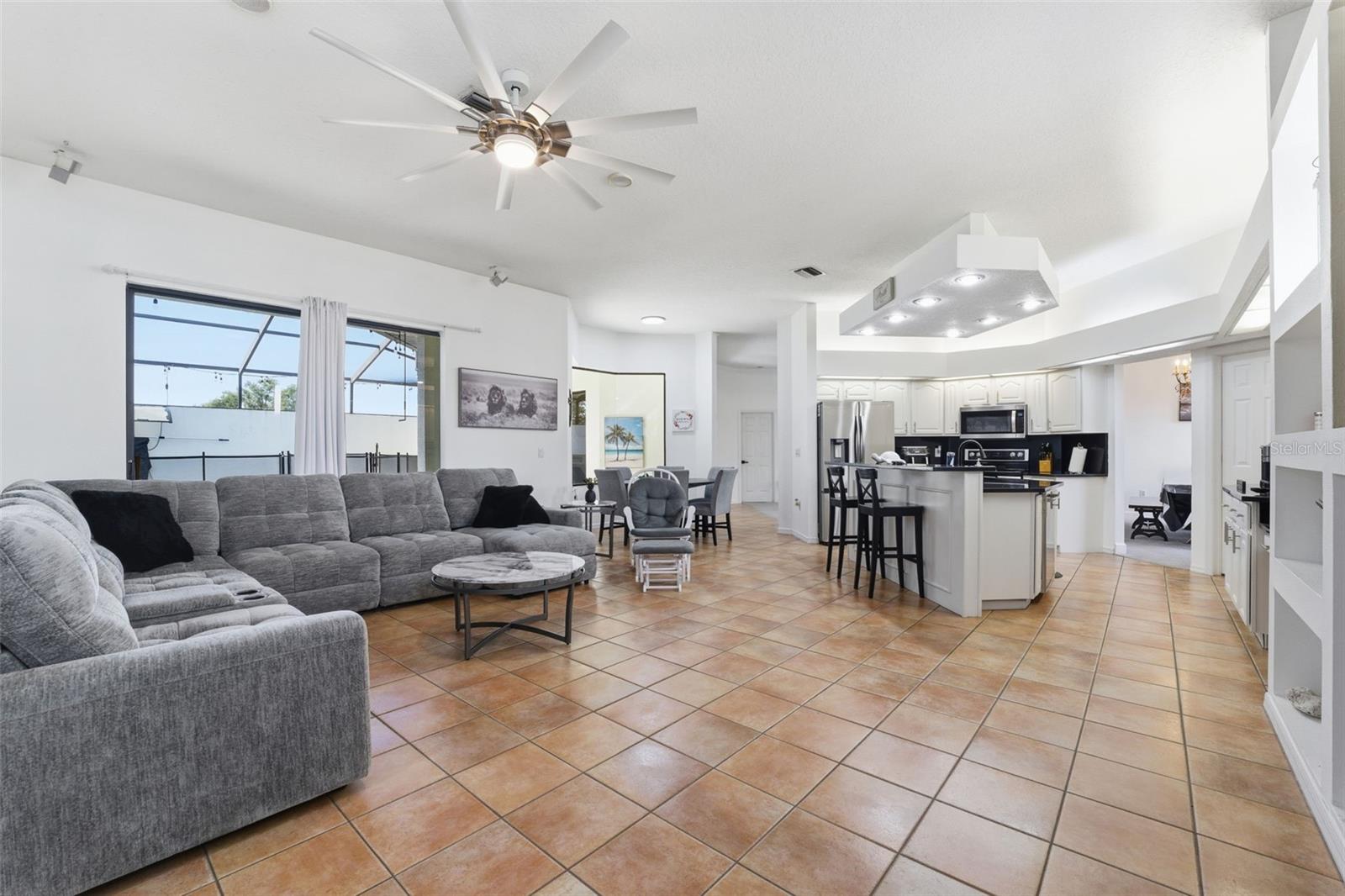 8451 DELTA Ct WEEKI WACHEE, FL 34613