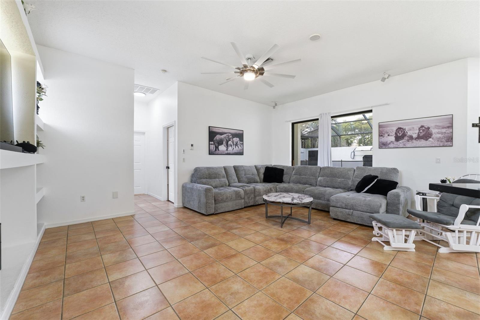 8451 DELTA Ct WEEKI WACHEE, FL 34613