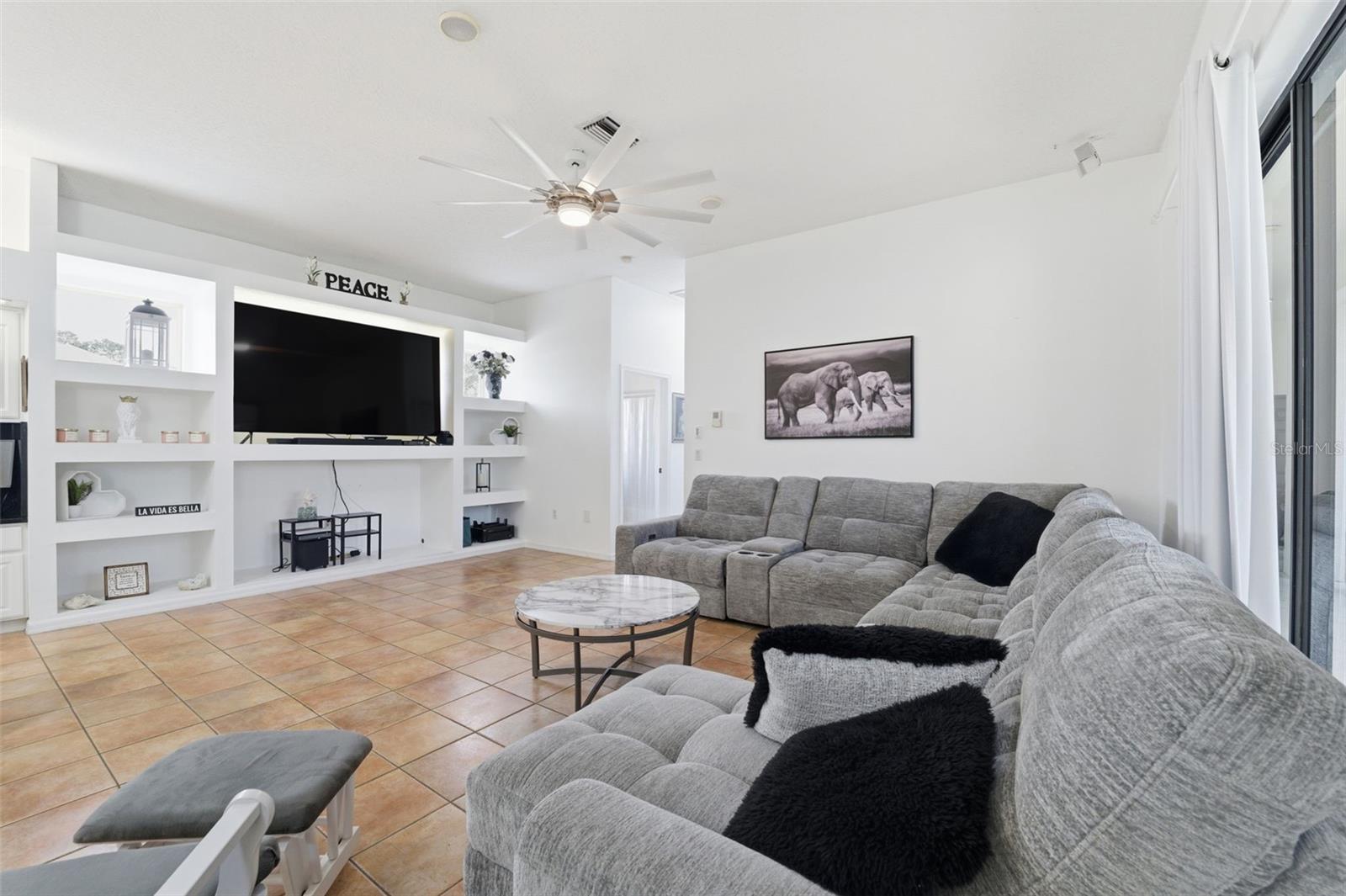 8451 DELTA Ct WEEKI WACHEE, FL 34613