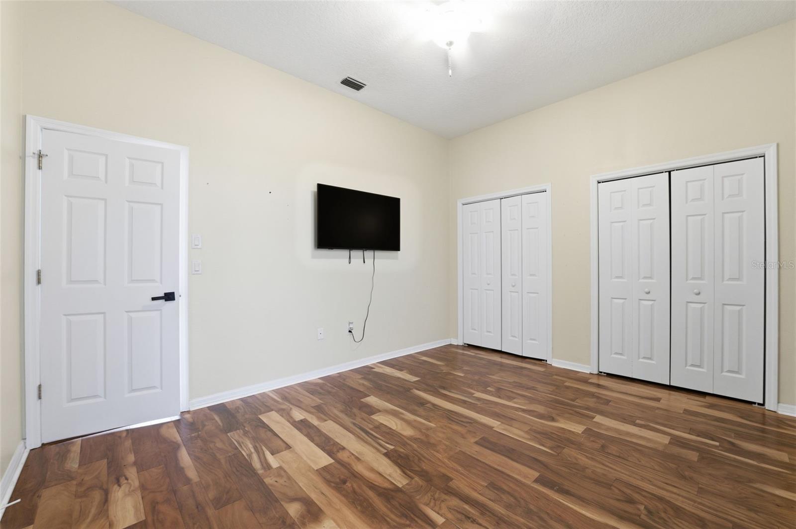 8451 DELTA Ct WEEKI WACHEE, FL 34613