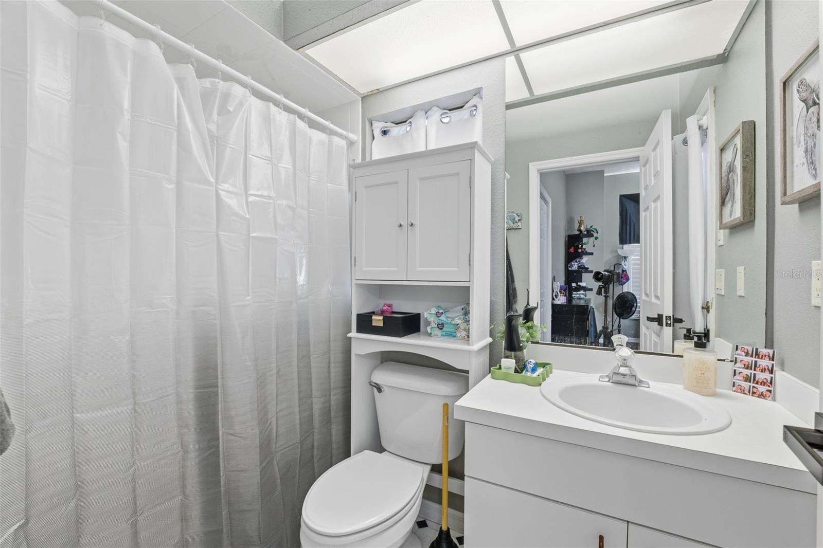 8451 DELTA Ct WEEKI WACHEE, FL 34613