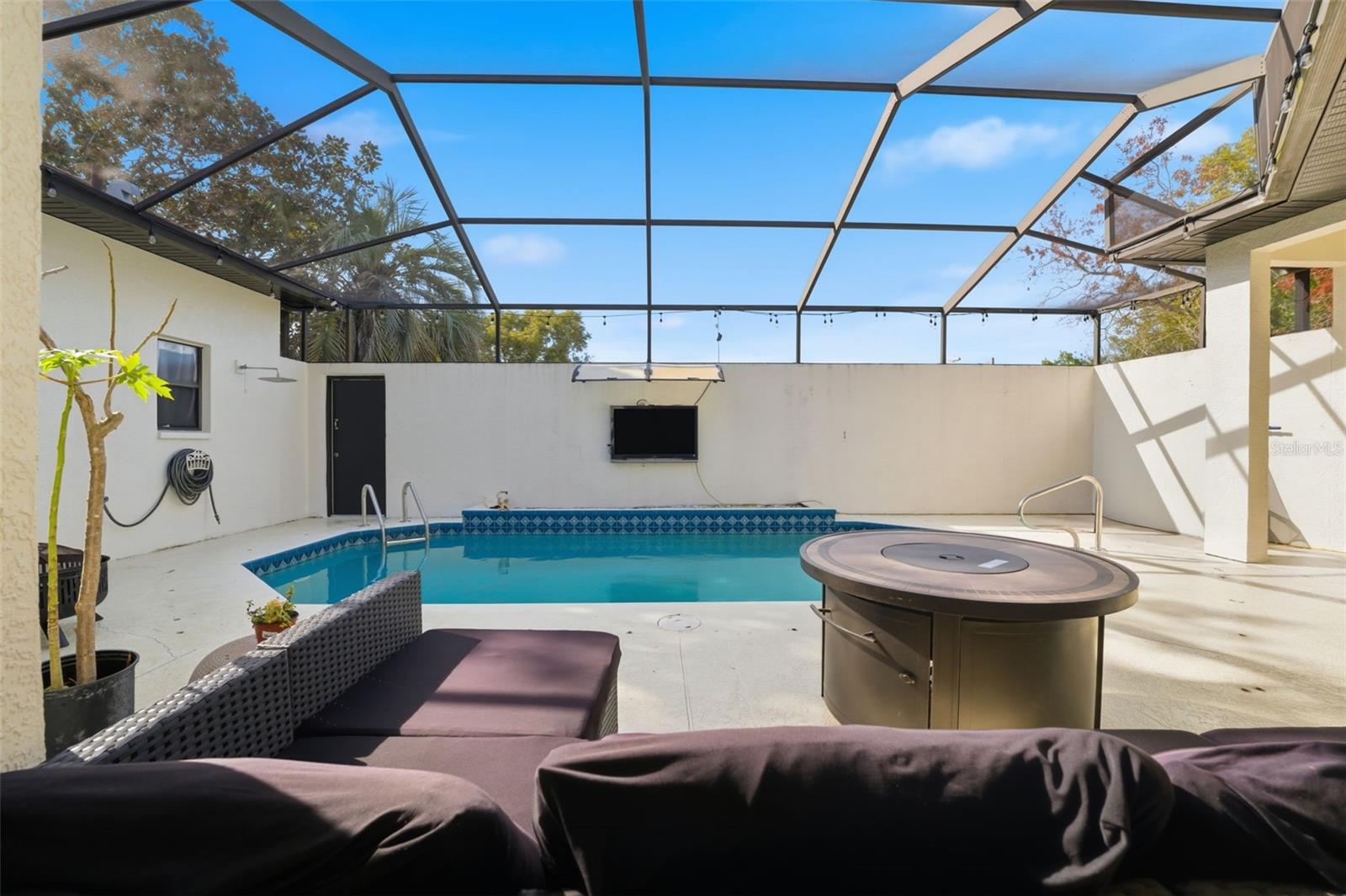 8451 DELTA Ct WEEKI WACHEE, FL 34613