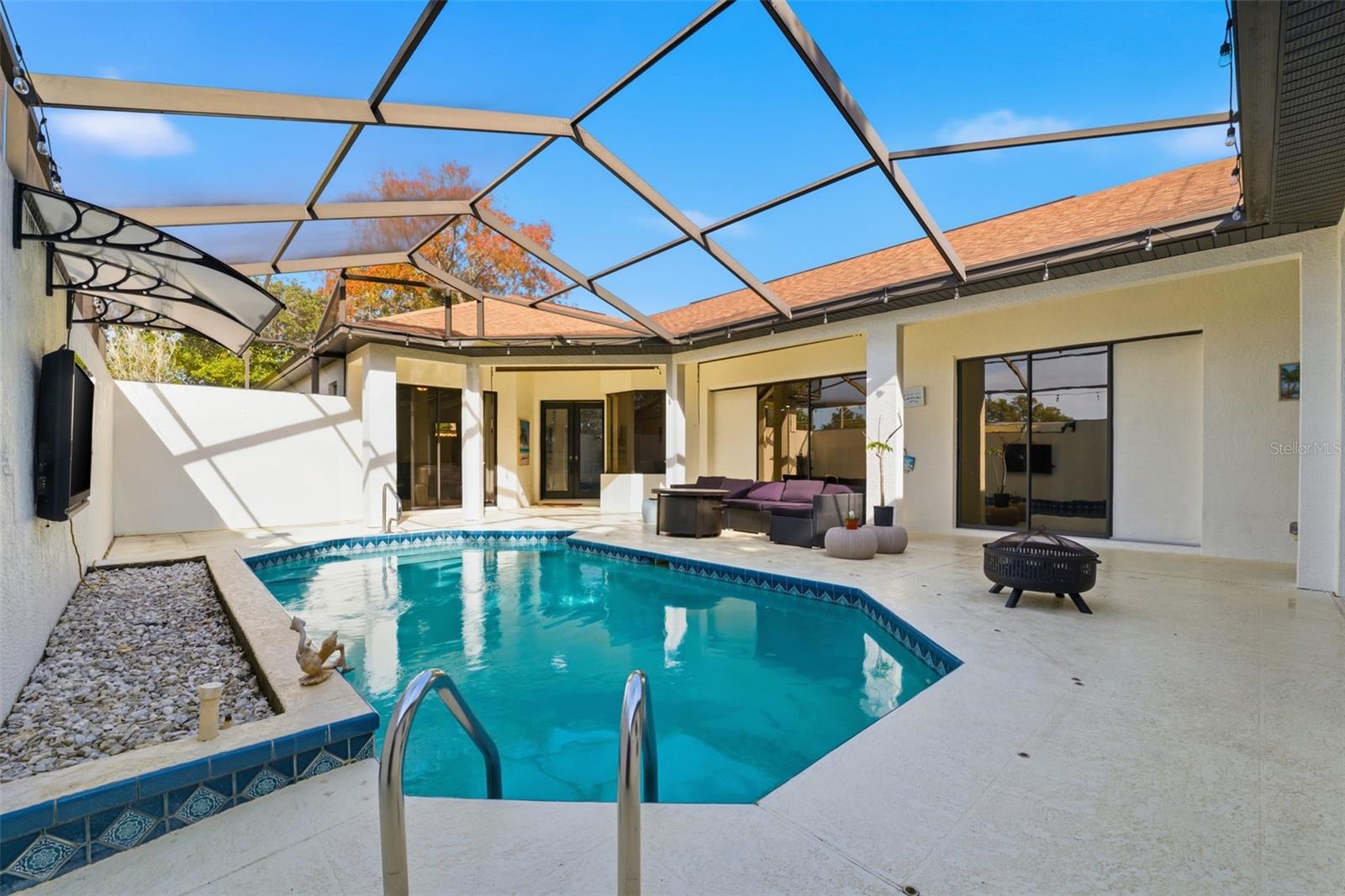 8451 DELTA Ct WEEKI WACHEE, FL 34613