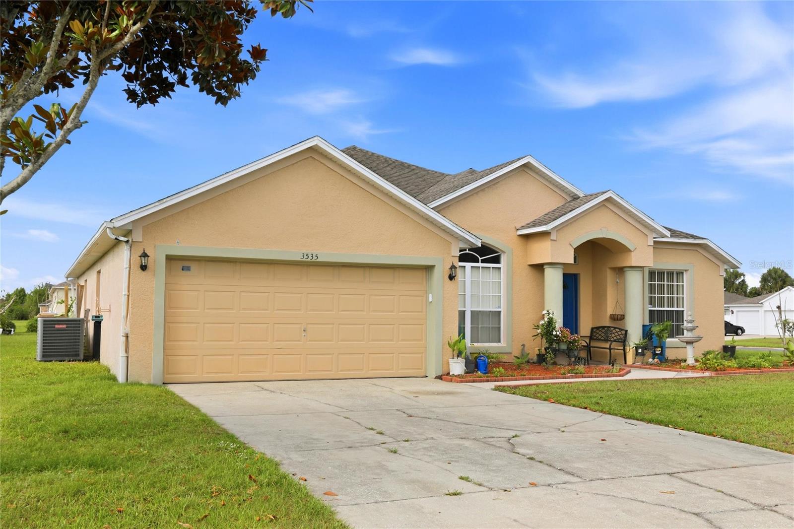 3535 BEAU CHENE Dr KISSIMMEE, FL 34746