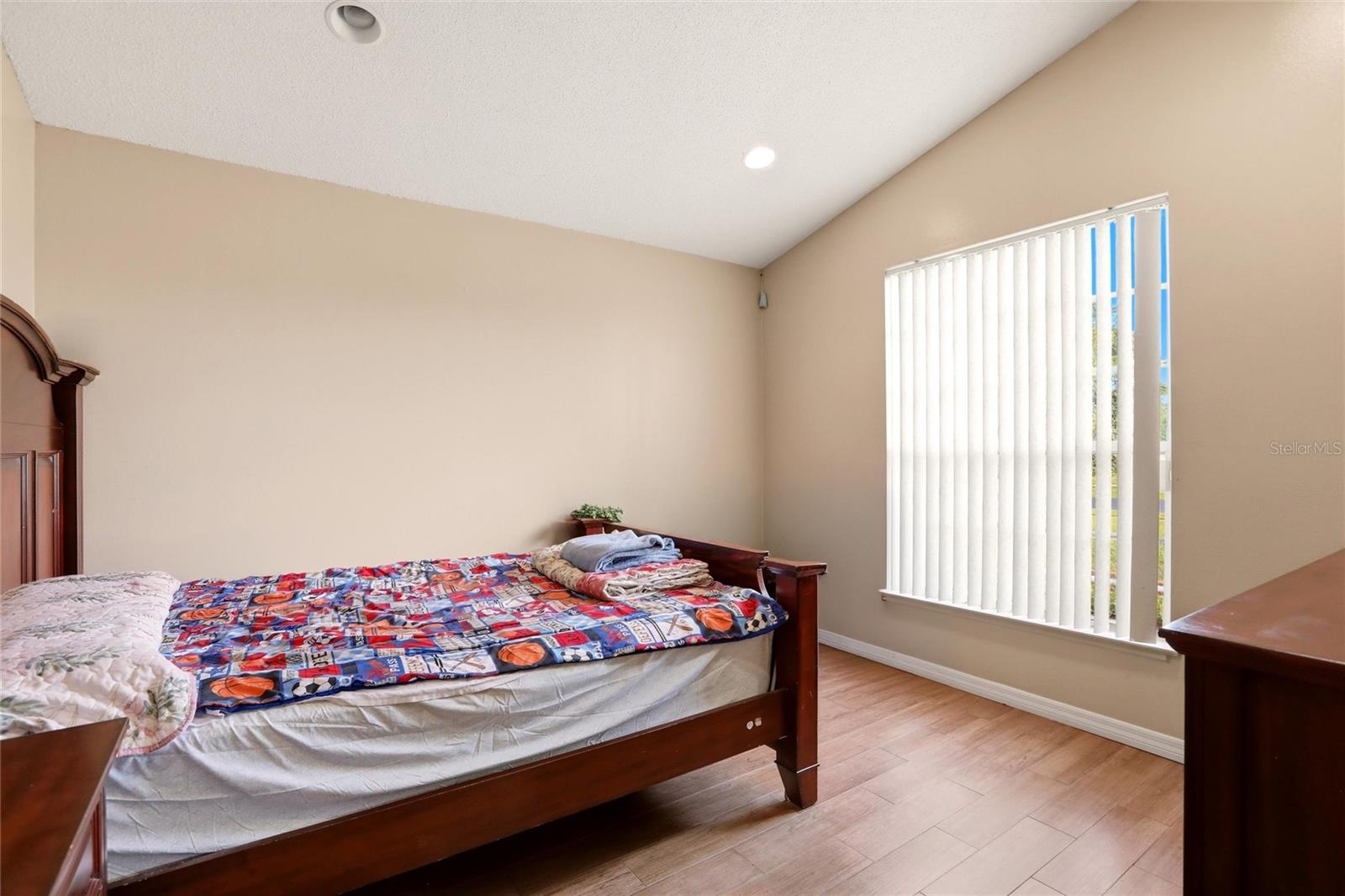 3535 BEAU CHENE Dr KISSIMMEE, FL 34746