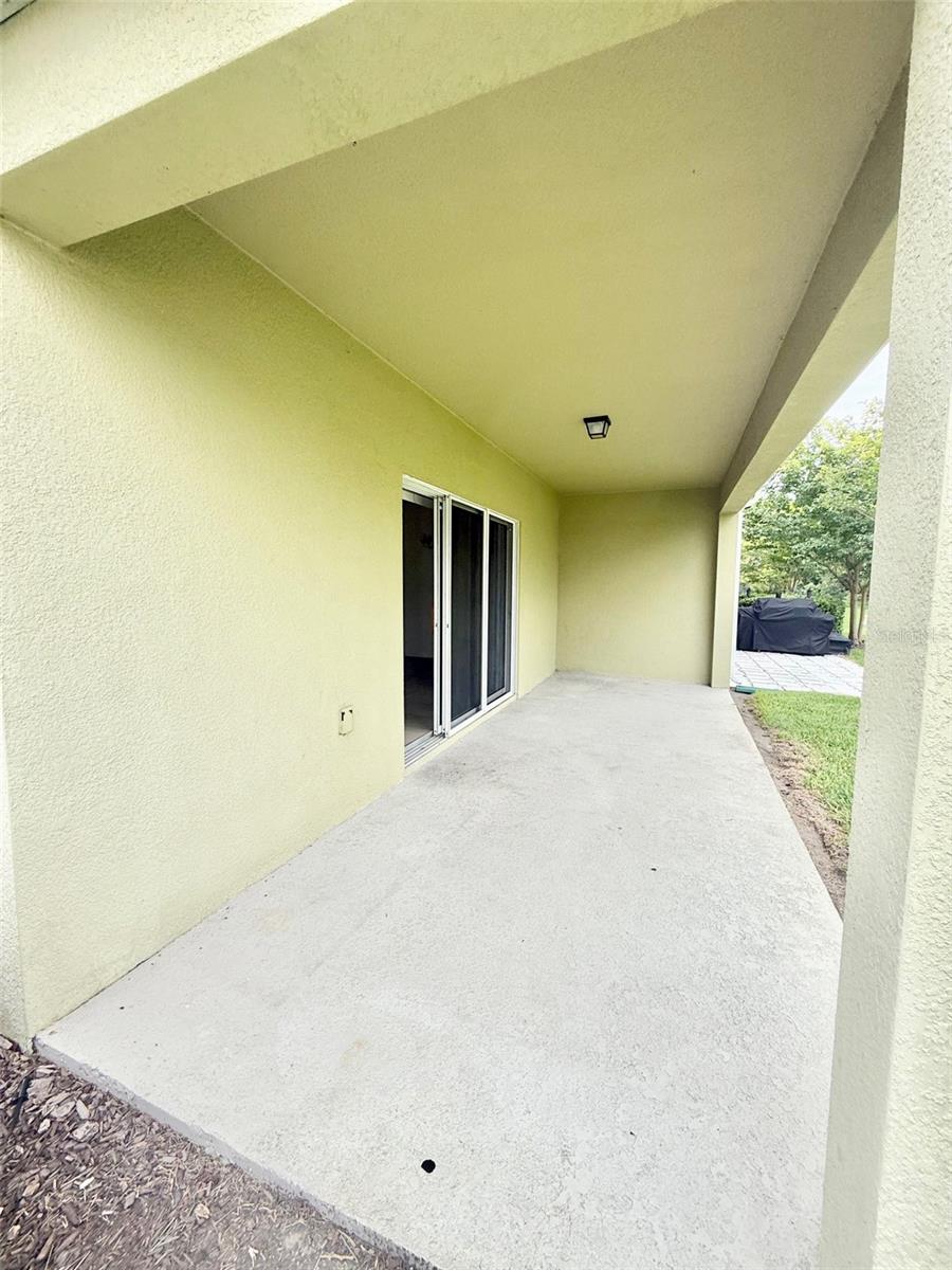 403 ARBOR Lks Dr DAVENPORT, FL 33896