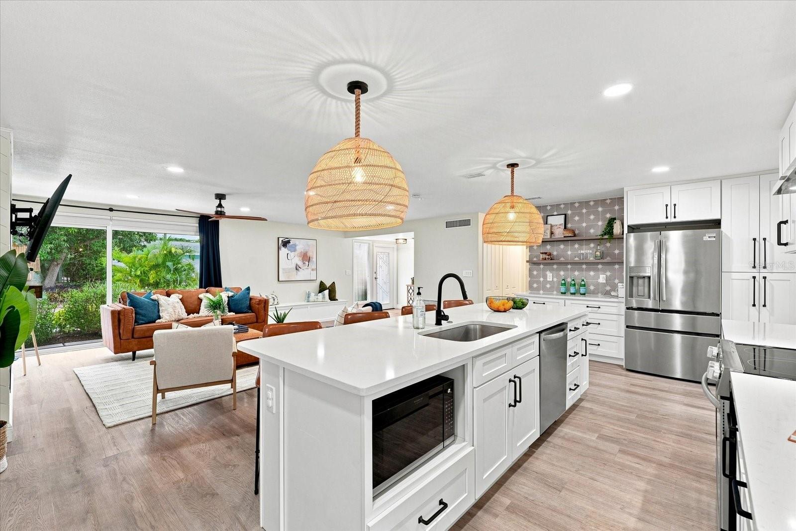 5188 40TH St ST PETERSBURG, FL 33711