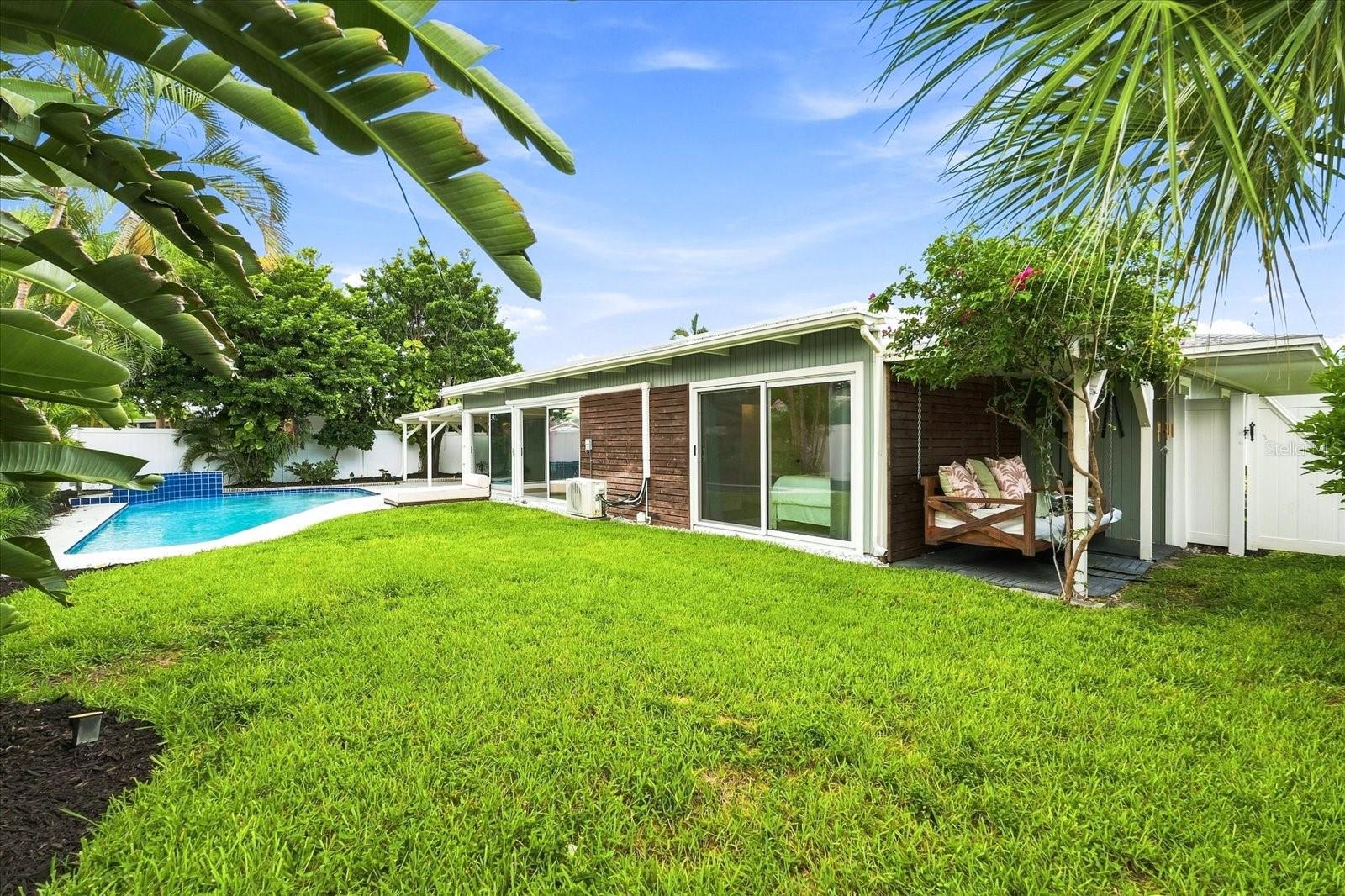 5188 40TH St ST PETERSBURG, FL 33711