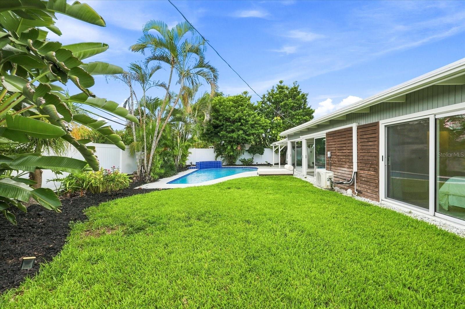 5188 40TH St ST PETERSBURG, FL 33711
