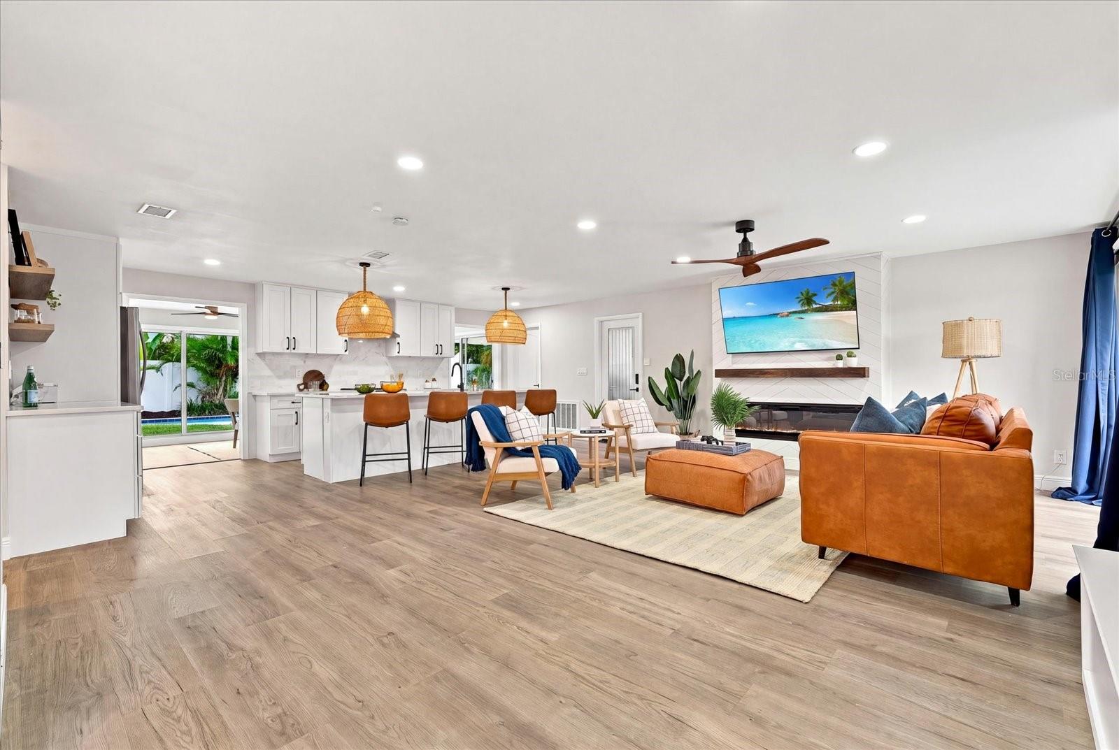 5188 40TH St ST PETERSBURG, FL 33711