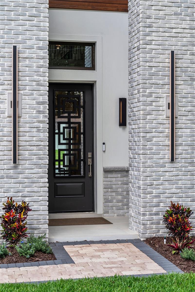 1620 S EOLA Dr ORLANDO, FL 32806