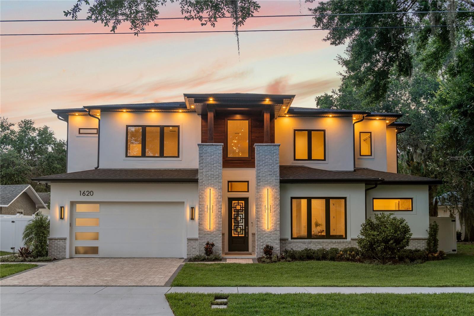 1620 S EOLA Dr ORLANDO, FL 32806