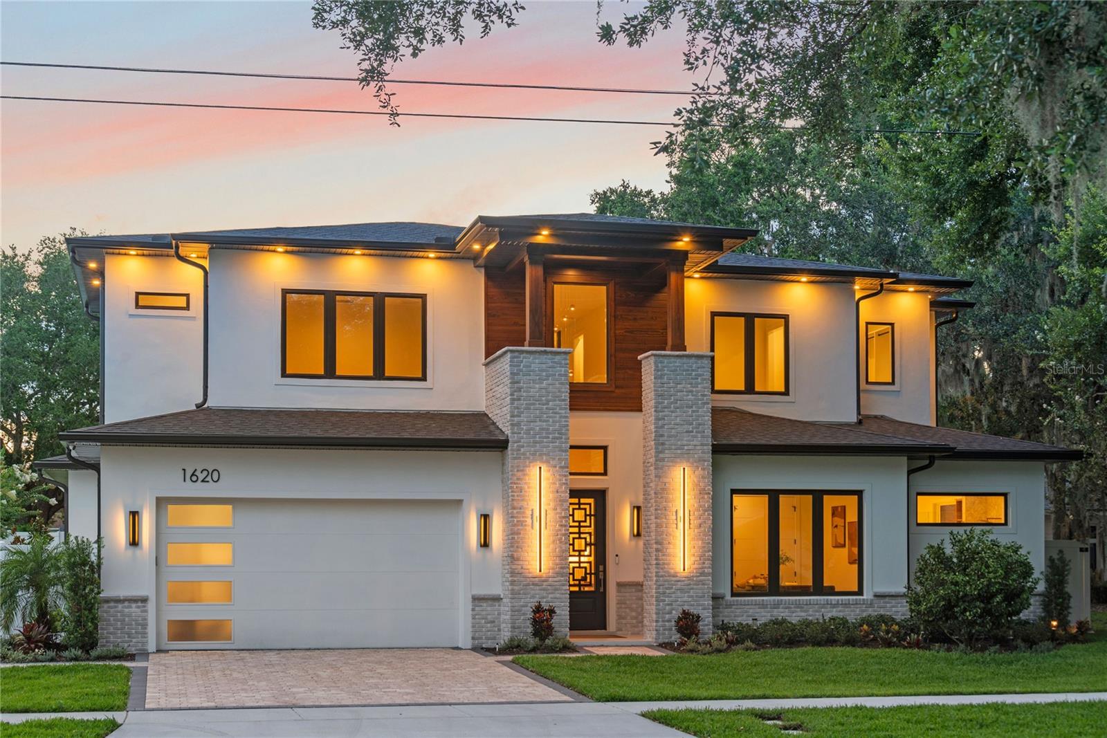 1620 S EOLA Dr ORLANDO, FL 32806