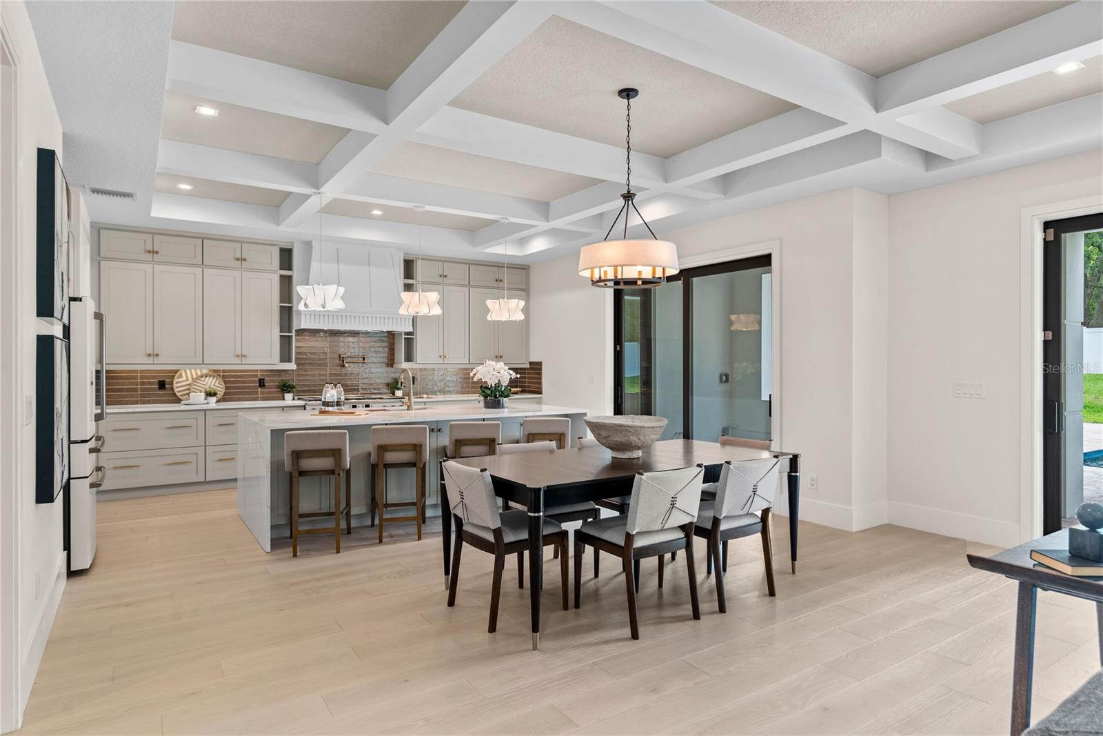 1620 S EOLA Dr ORLANDO, FL 32806