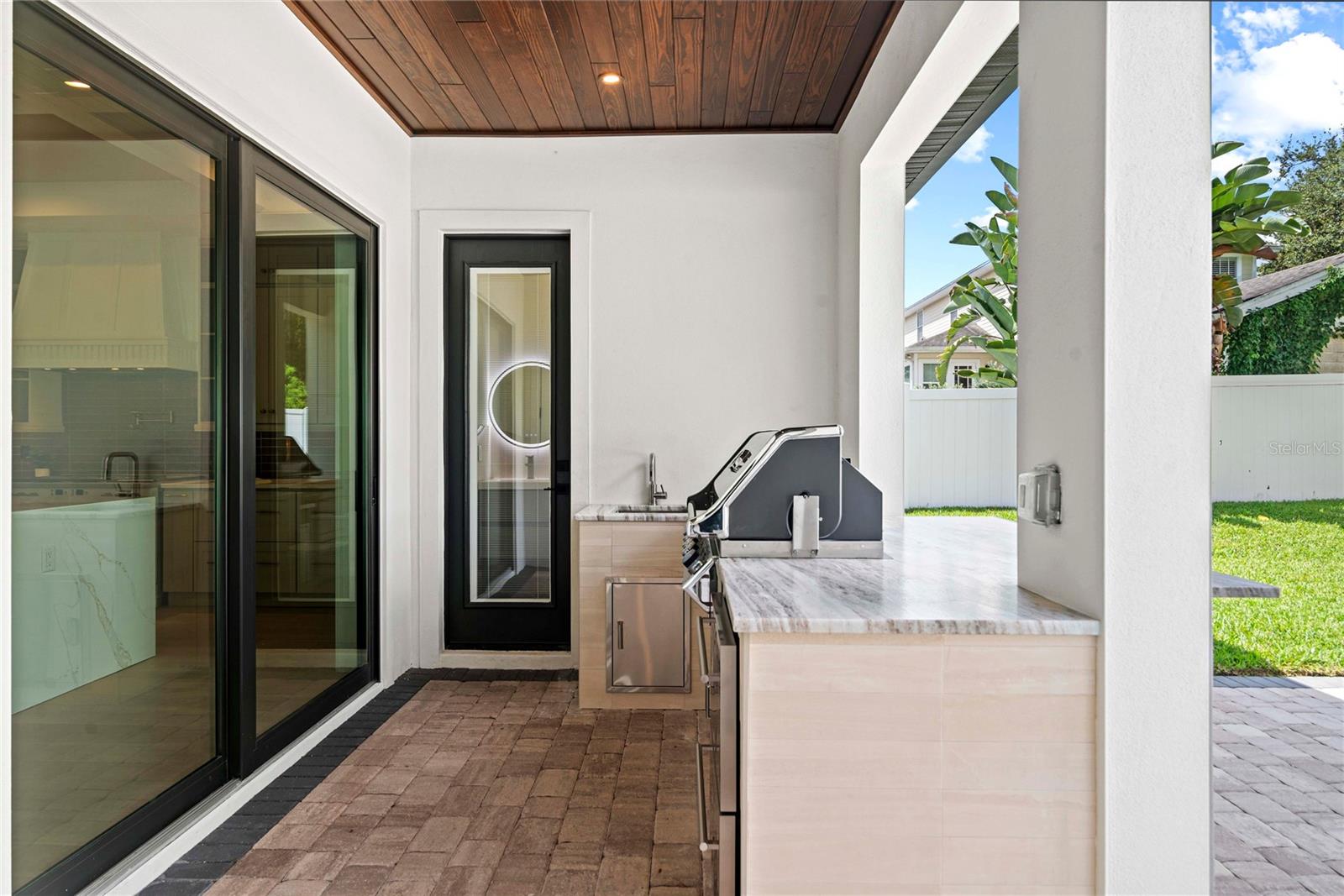 1620 S EOLA Dr ORLANDO, FL 32806