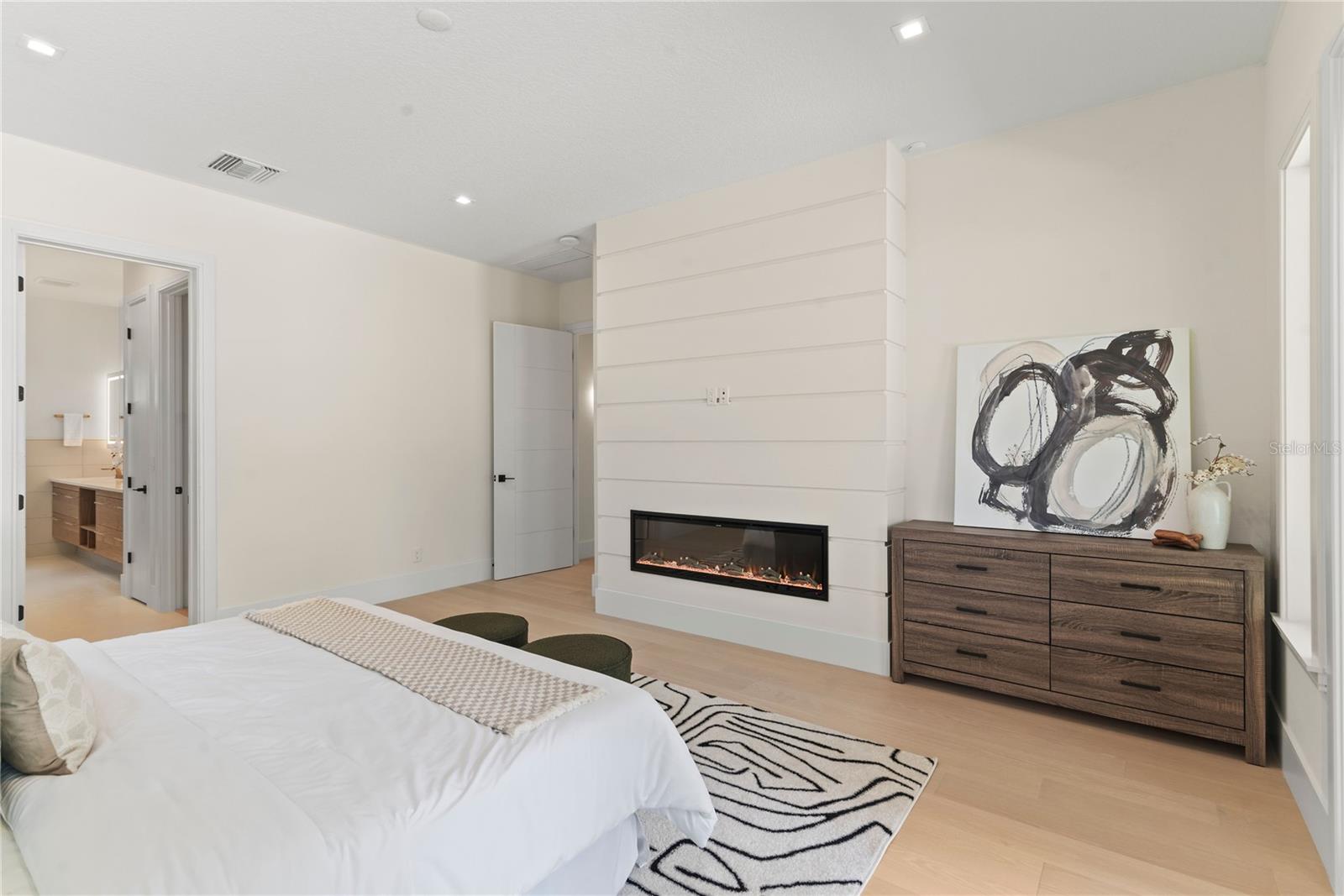 1620 S EOLA Dr ORLANDO, FL 32806