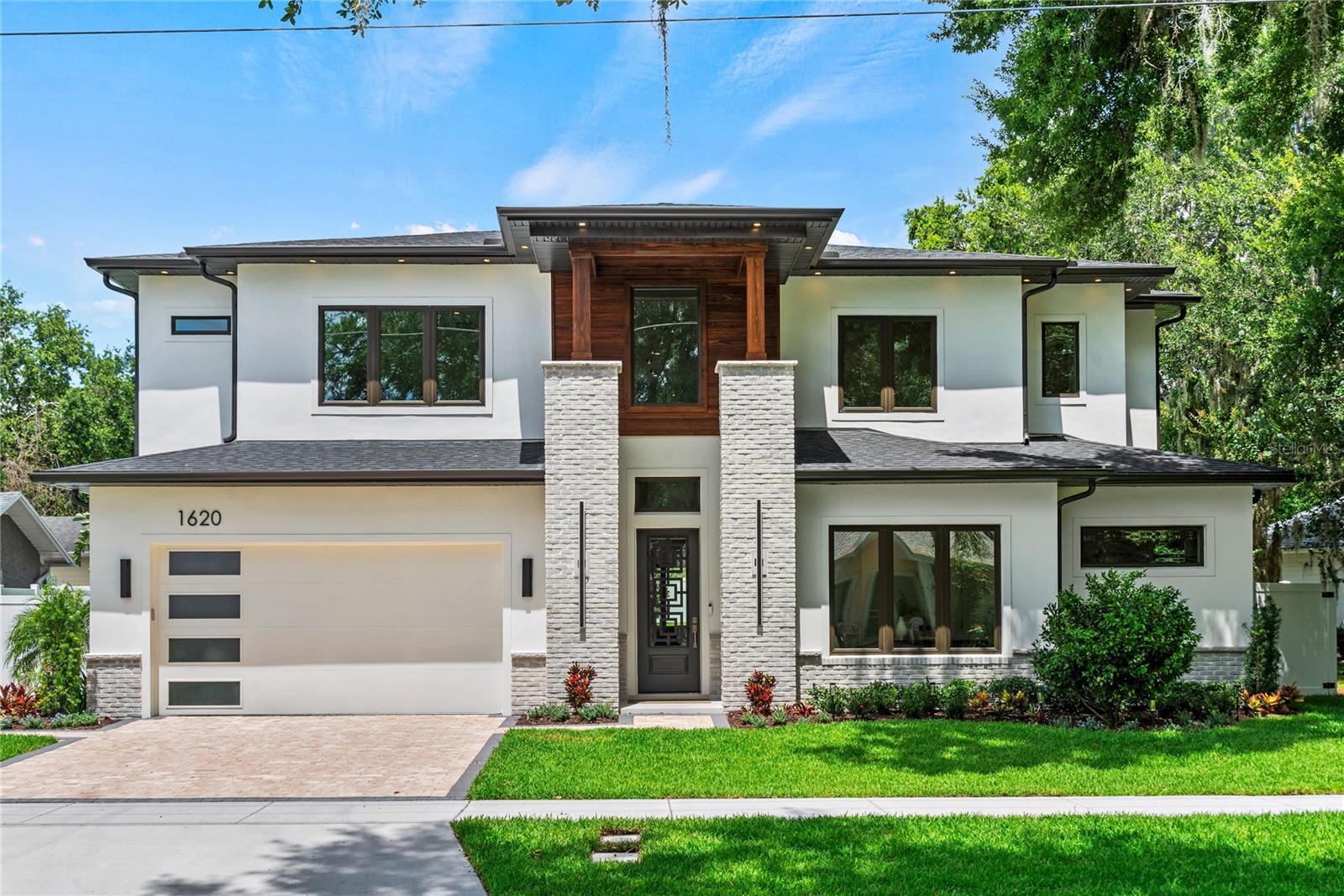 1620 S EOLA Dr ORLANDO, FL 32806