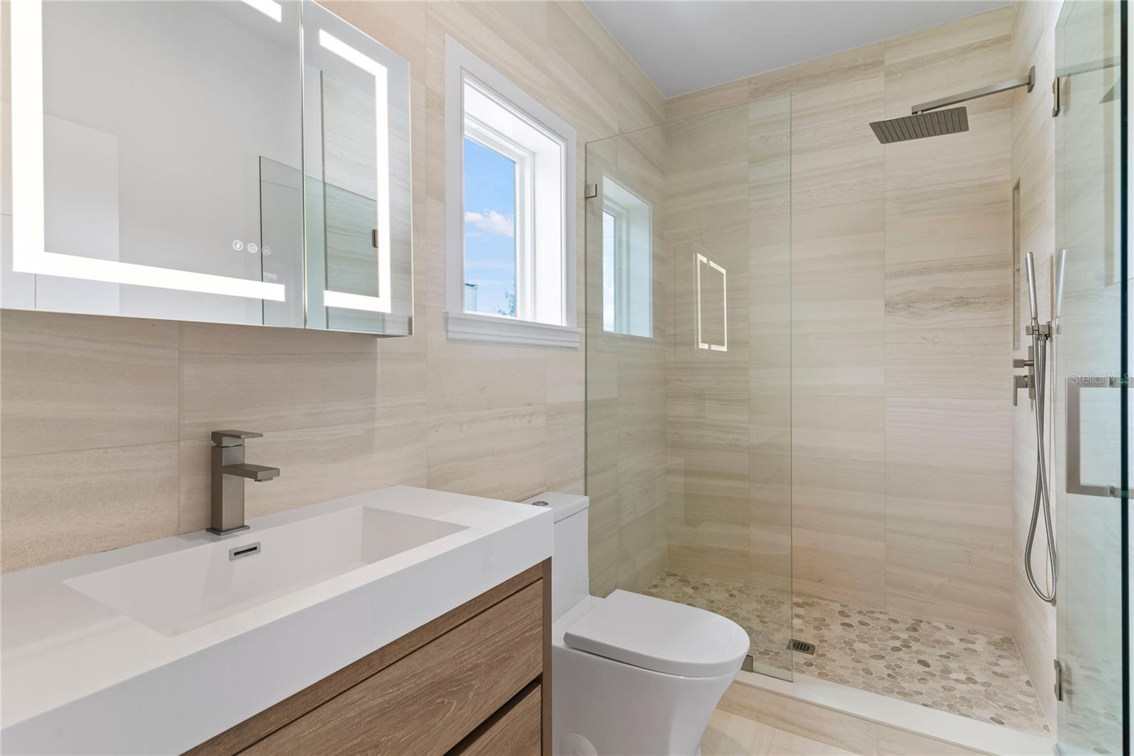 1620 S EOLA Dr ORLANDO, FL 32806