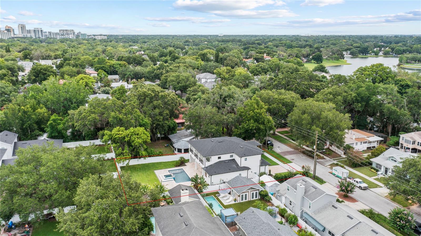 1620 S EOLA Dr ORLANDO, FL 32806