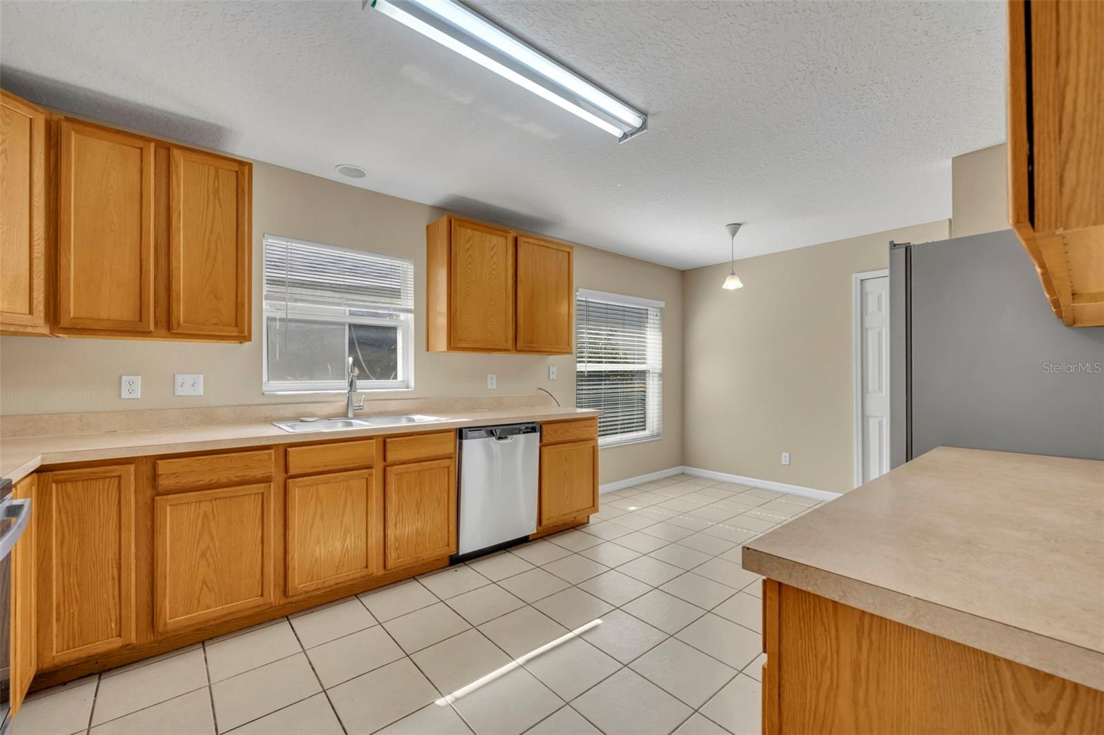 229 MAGICAL Way KISSIMMEE, FL 34744