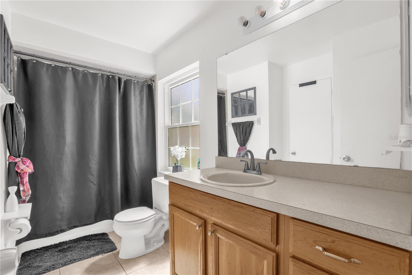 115 CORALWOOD Cir KISSIMMEE, FL 34743