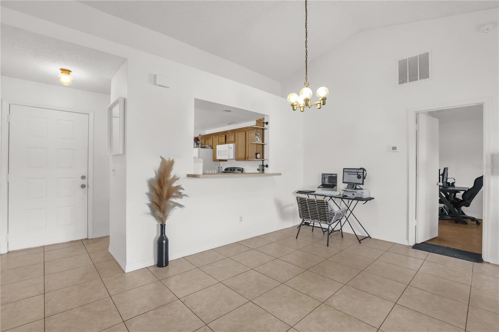 115 CORALWOOD Cir KISSIMMEE, FL 34743