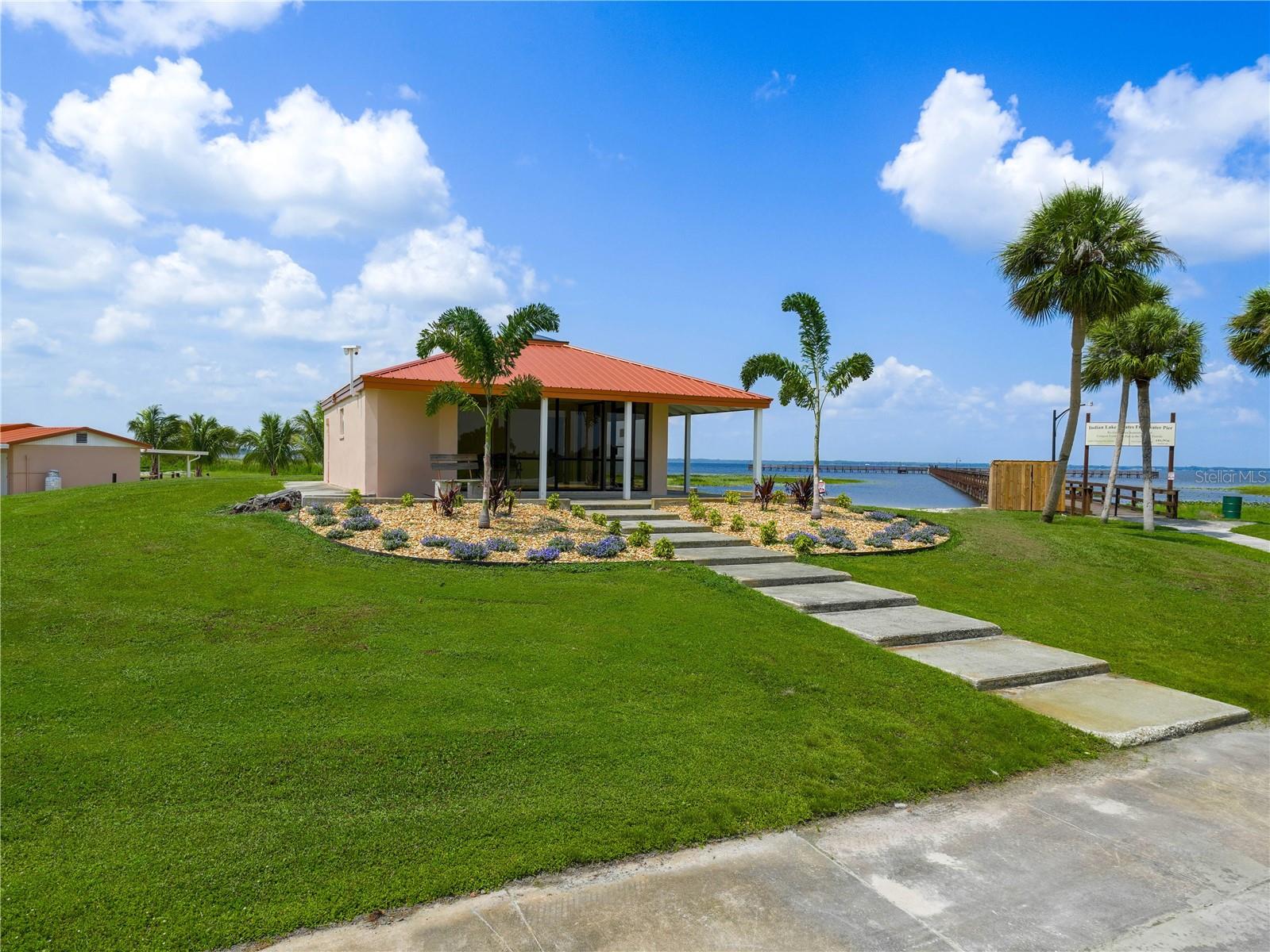 503 ALBA Dr INDIAN LAKE ESTATES, FL 33855