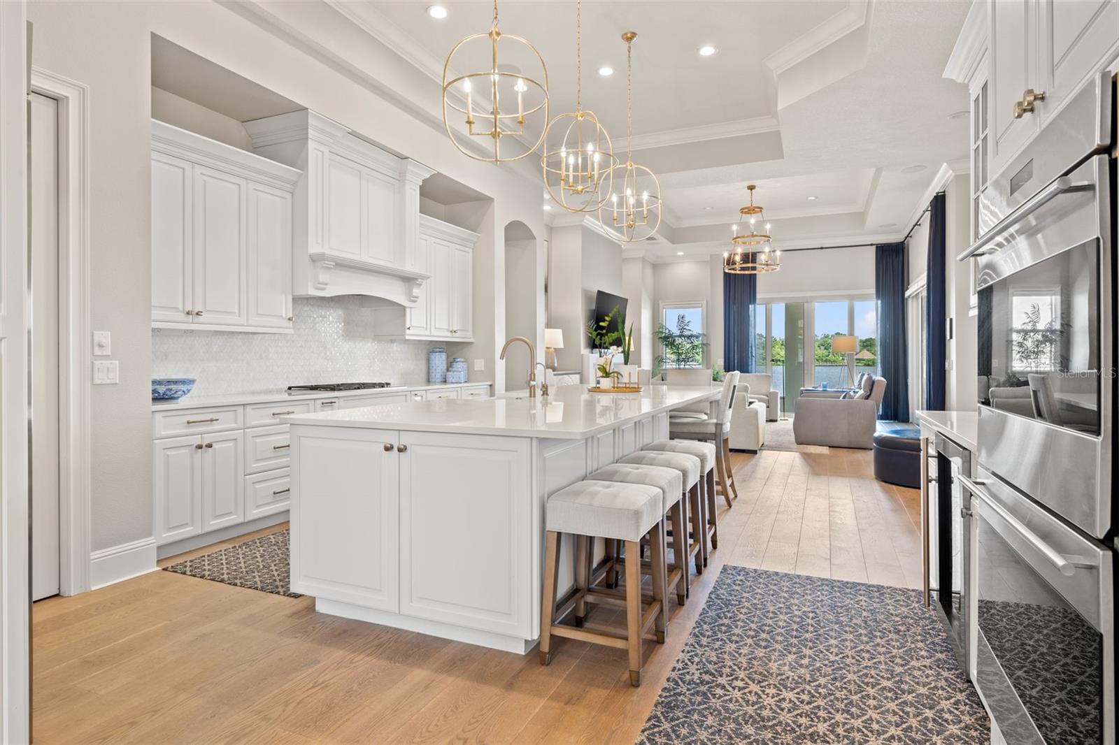 1210 MONTEREY Blvd ST PETERSBURG, FL 33704