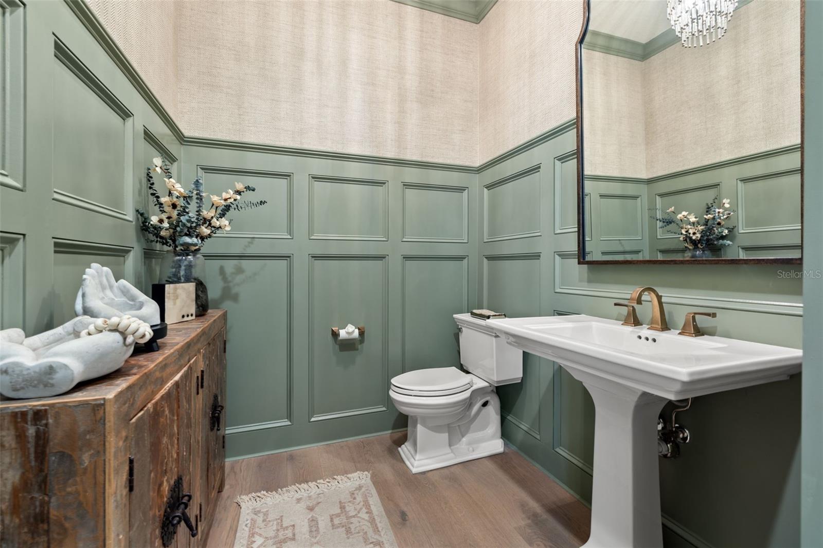 1210 MONTEREY Blvd ST PETERSBURG, FL 33704