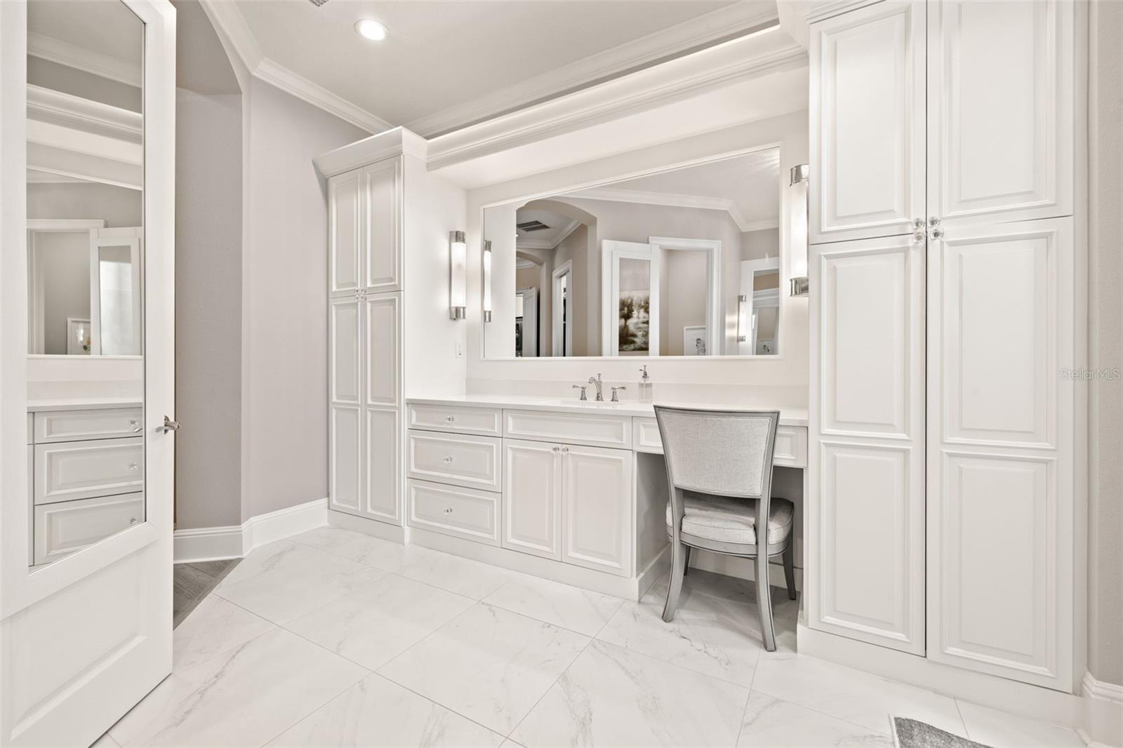 1210 MONTEREY Blvd ST PETERSBURG, FL 33704