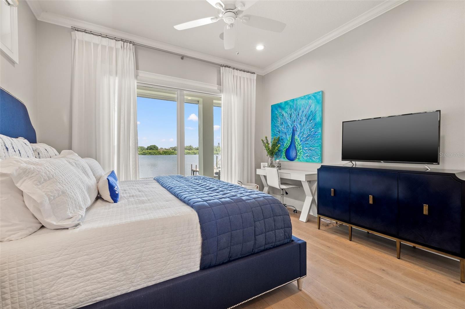 1210 MONTEREY Blvd ST PETERSBURG, FL 33704