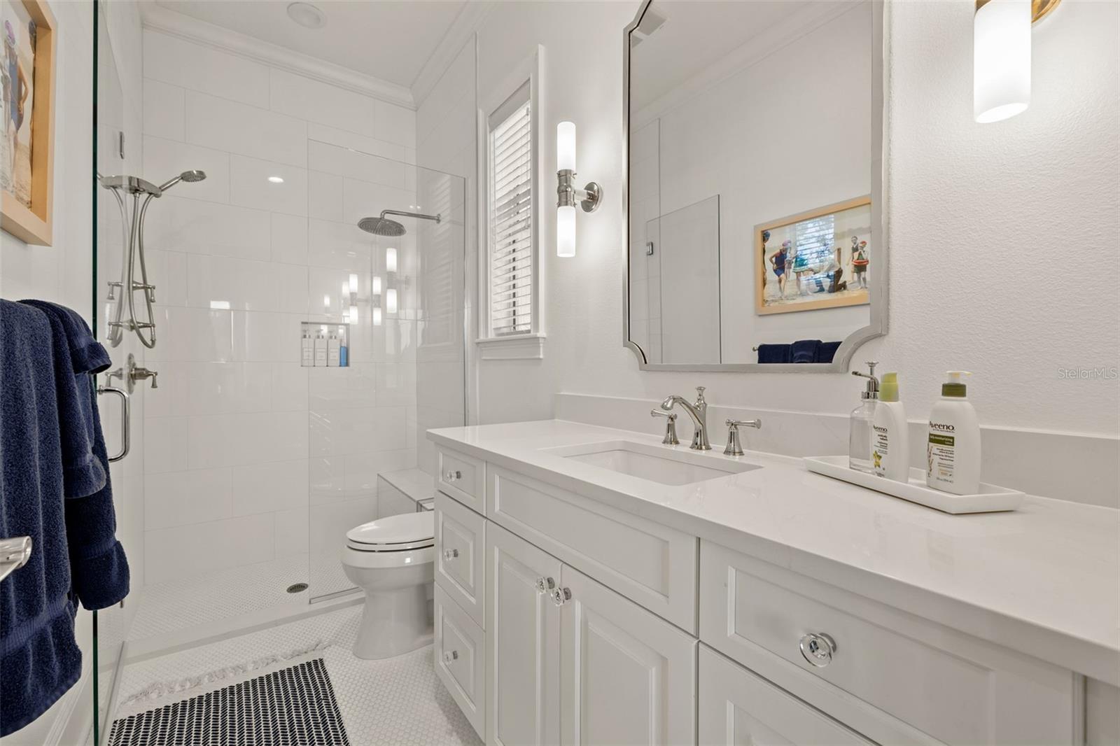 1210 MONTEREY Blvd ST PETERSBURG, FL 33704